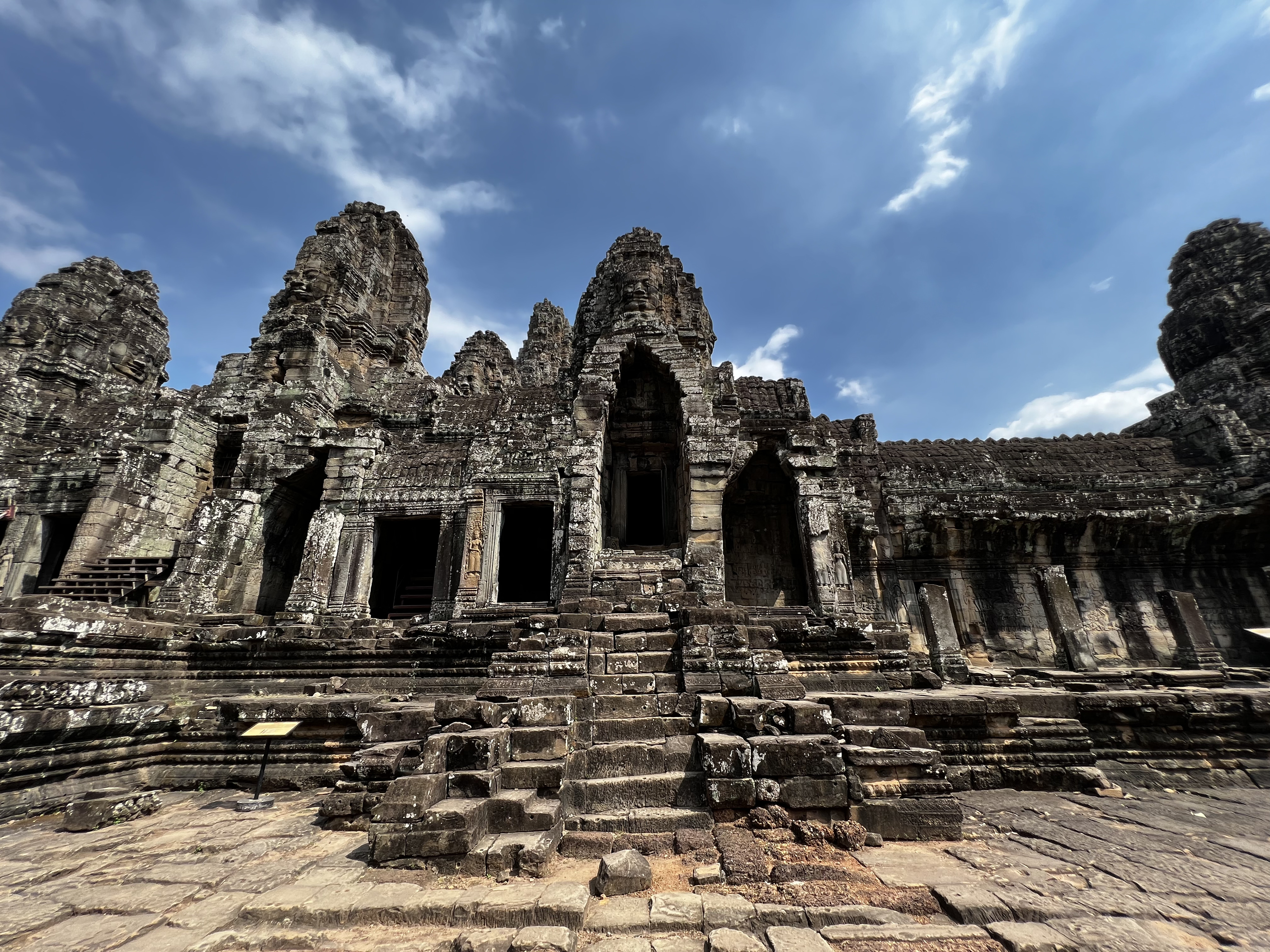 Picture Cambodia Siem Reap Bayon 2023-01 58 - Journey Bayon