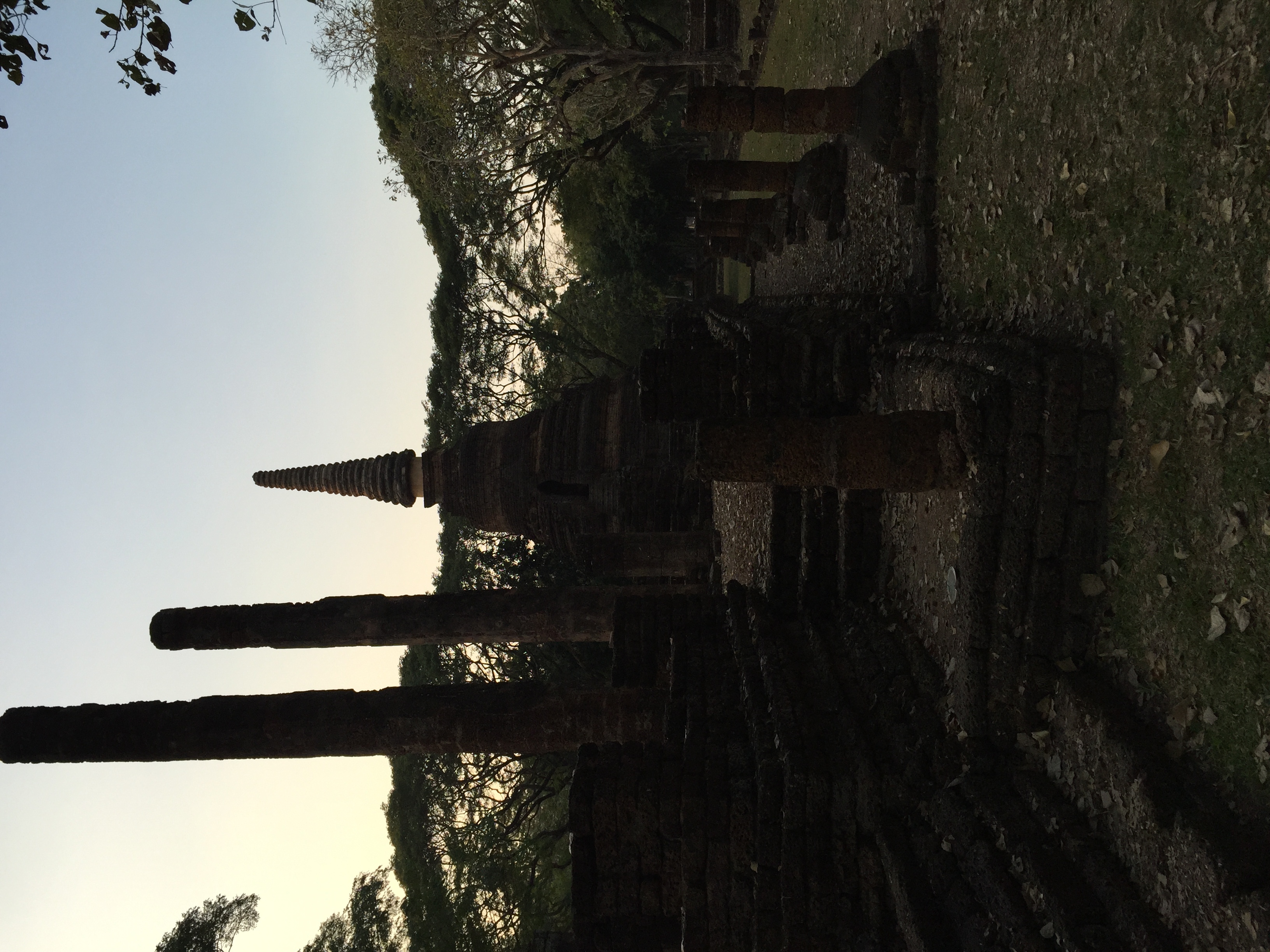 Picture Thailand Si satchanalai historical park 2014-12 93 - Center Si satchanalai historical park