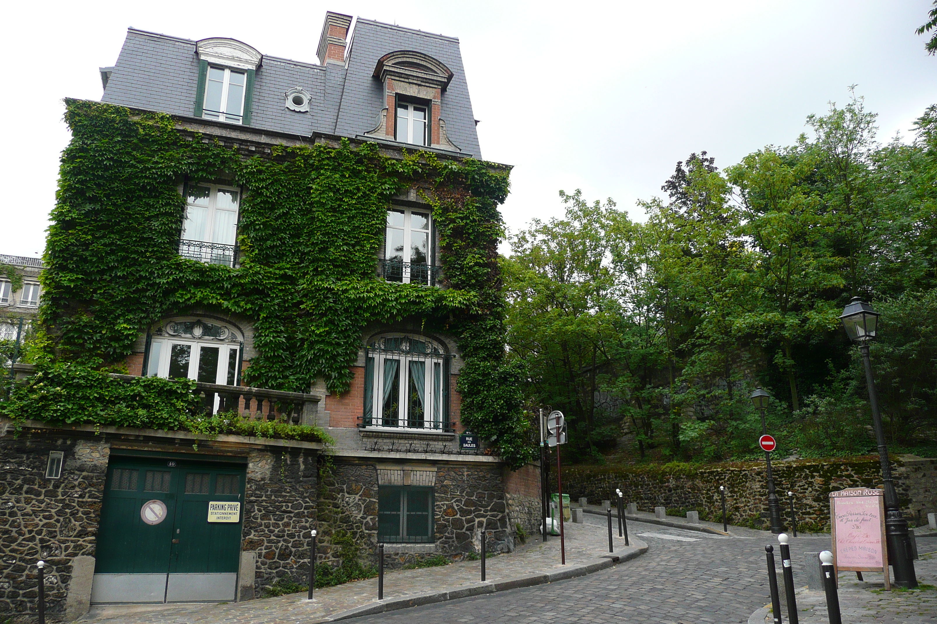 Picture France Paris Montmartre 2007-06 137 - History Montmartre