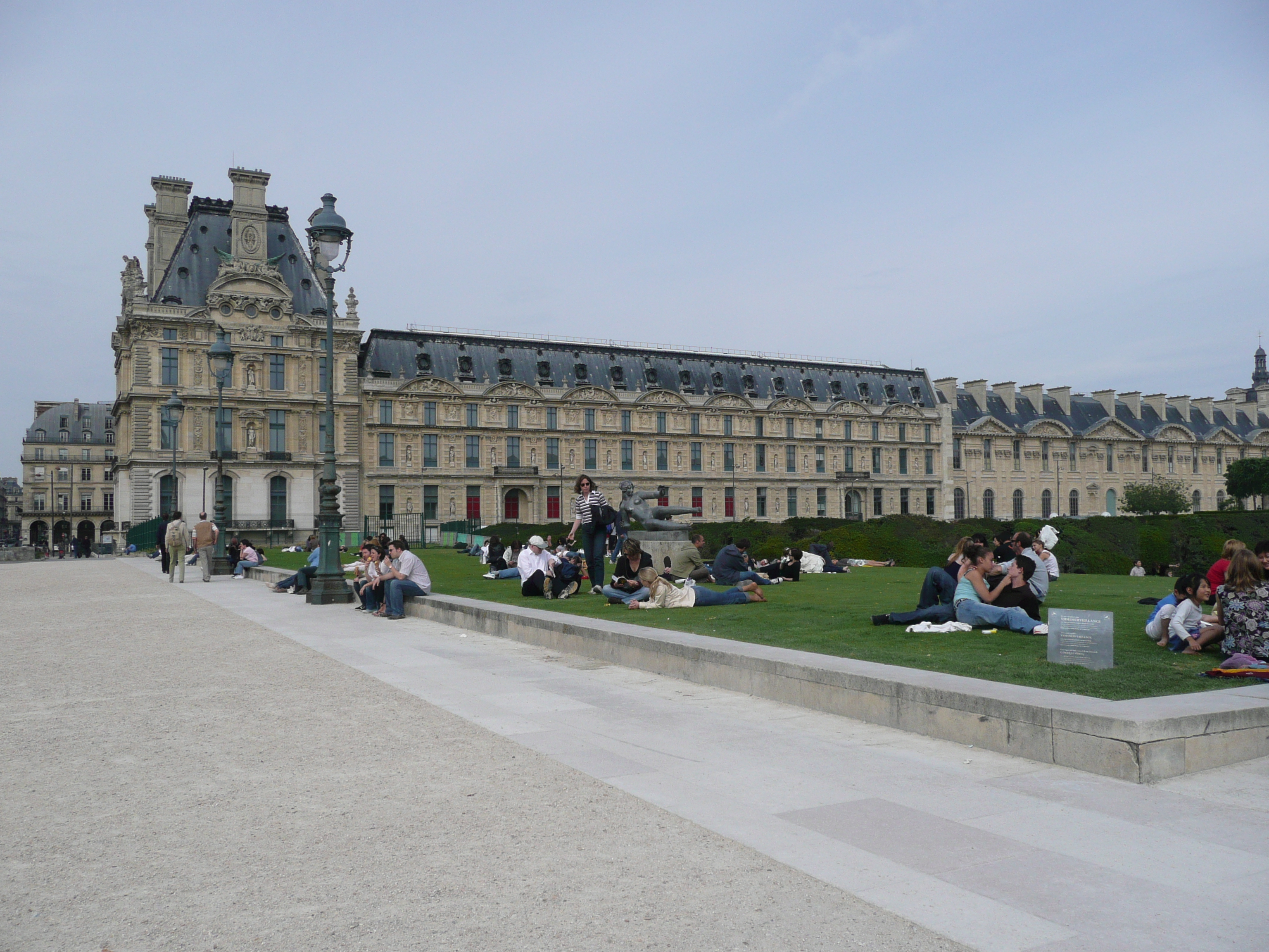 Picture France Paris Louvre Carrousel Garden 2007-05 1 - Tour Louvre Carrousel Garden