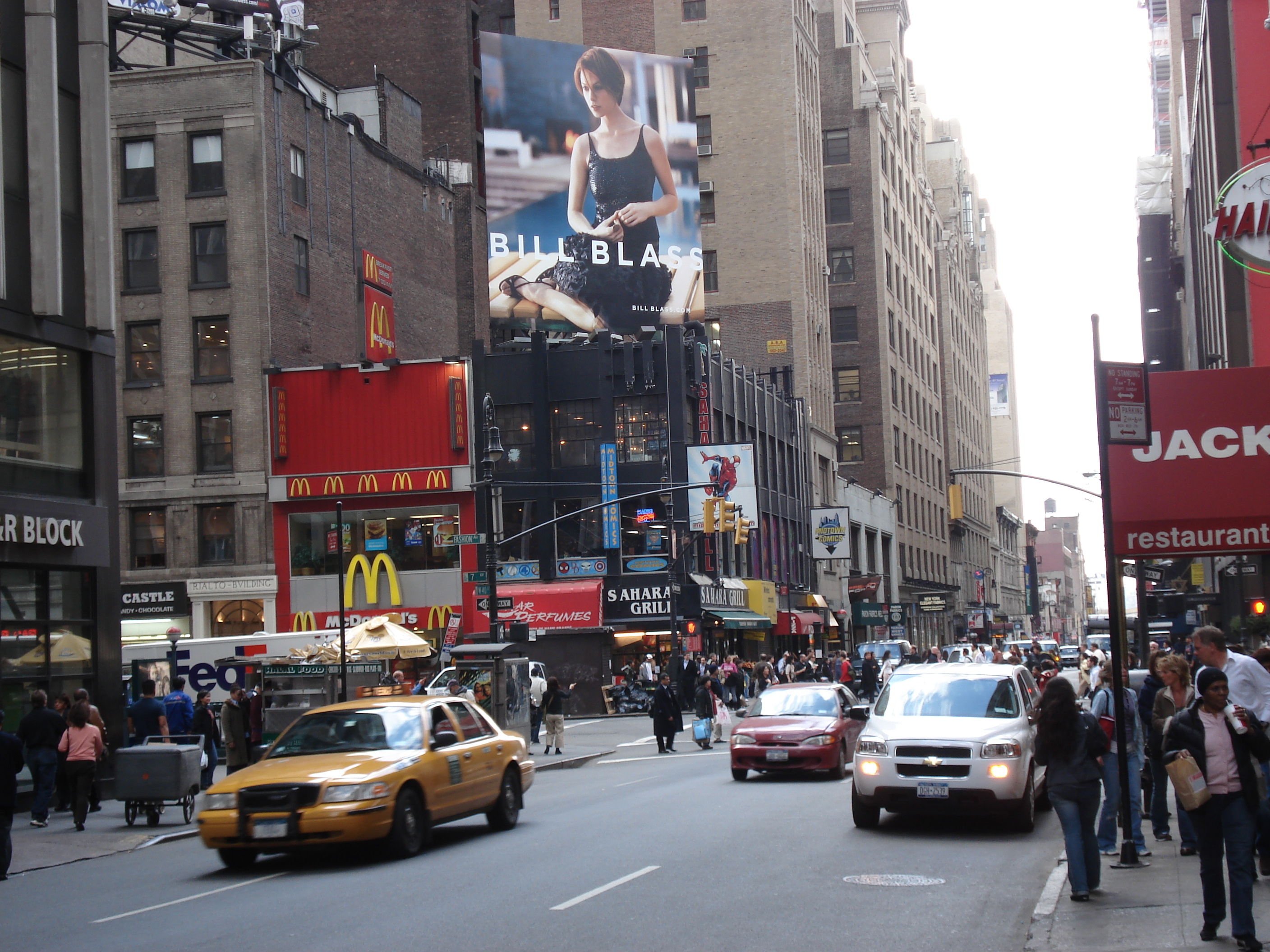 Picture United States New York Up Broadway 2006-03 5 - Center Up Broadway