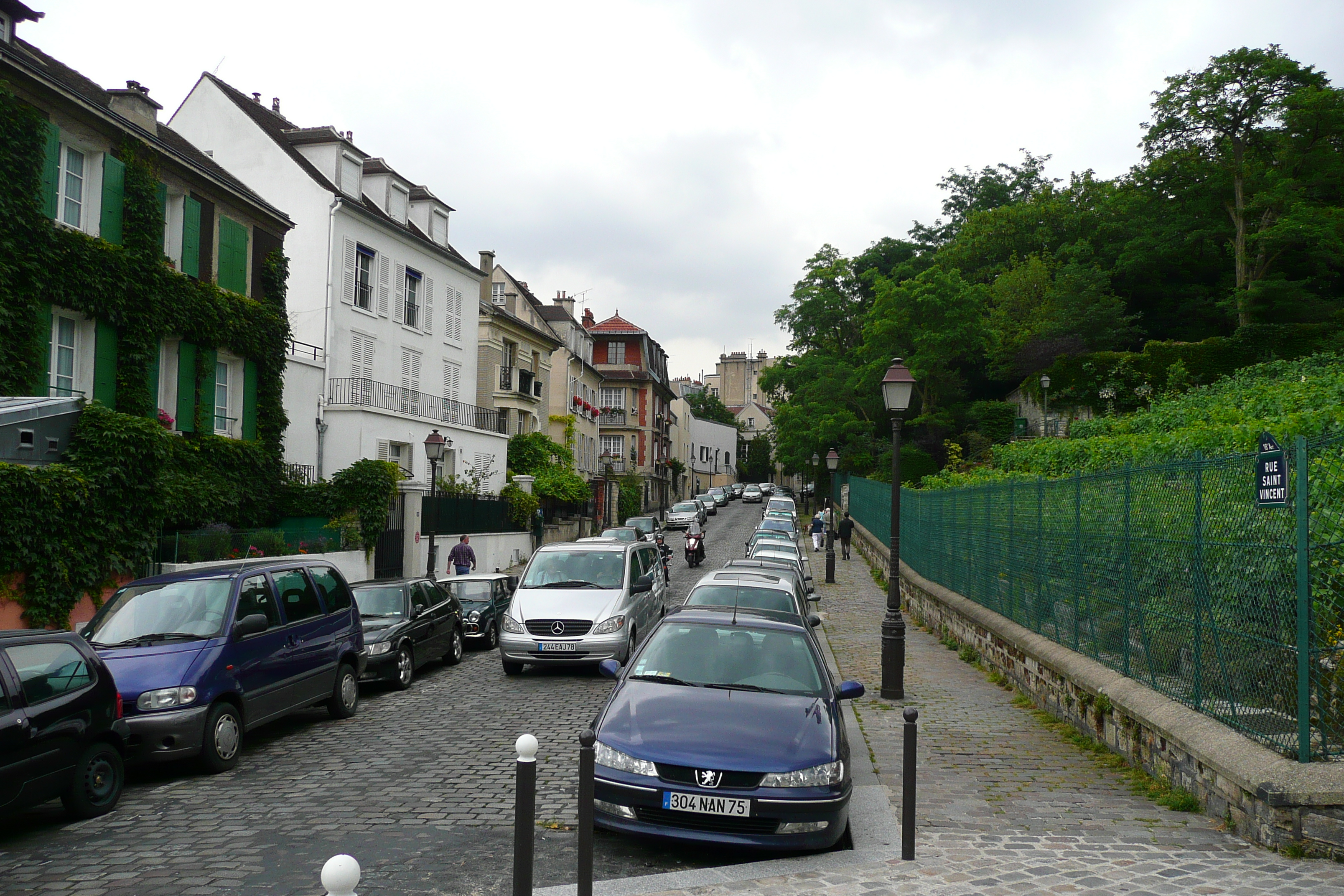 Picture France Paris Montmartre 2007-06 28 - History Montmartre