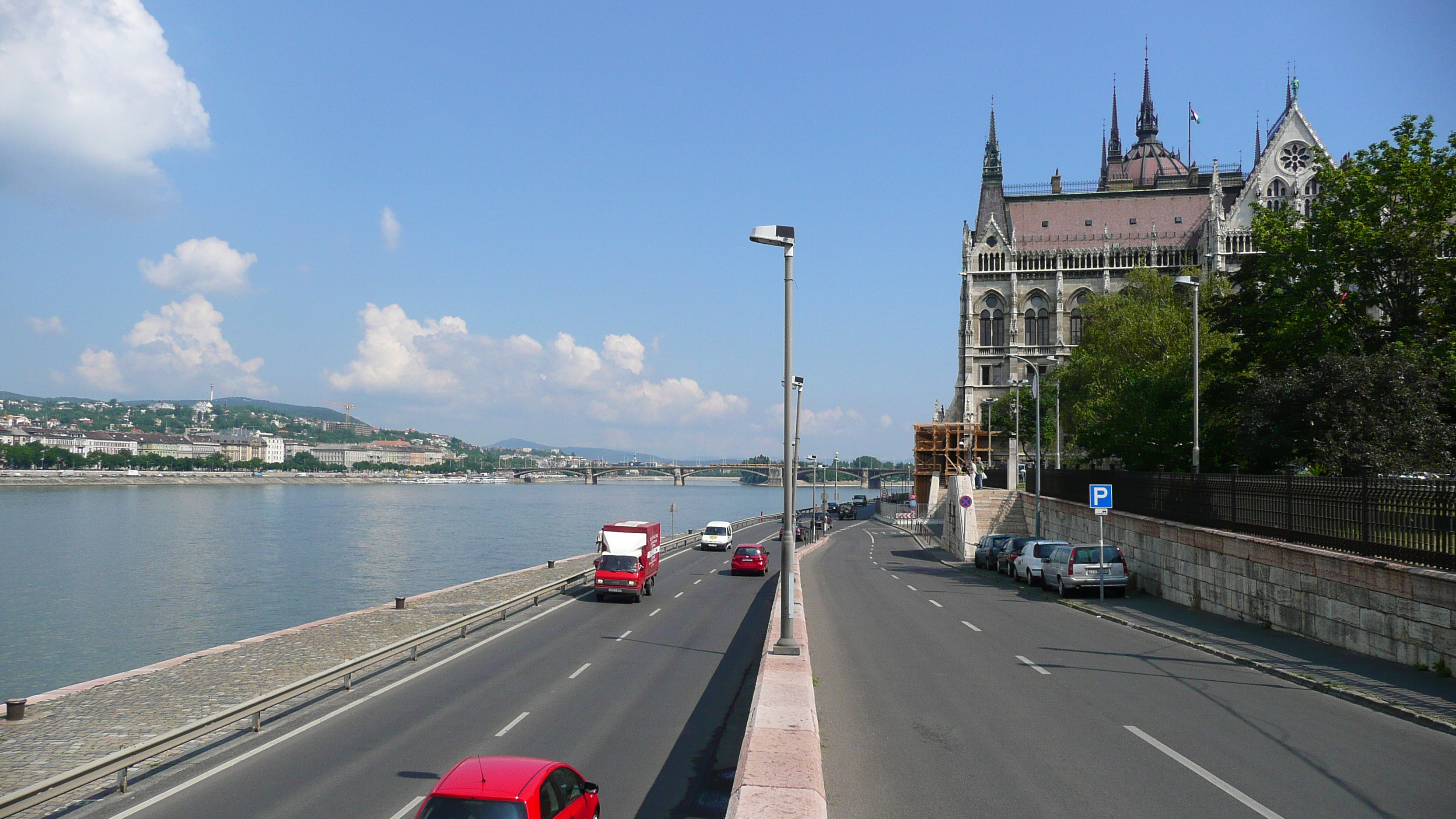 Picture Hungary Budapest Budapest Parliament 2007-06 0 - Tour Budapest Parliament