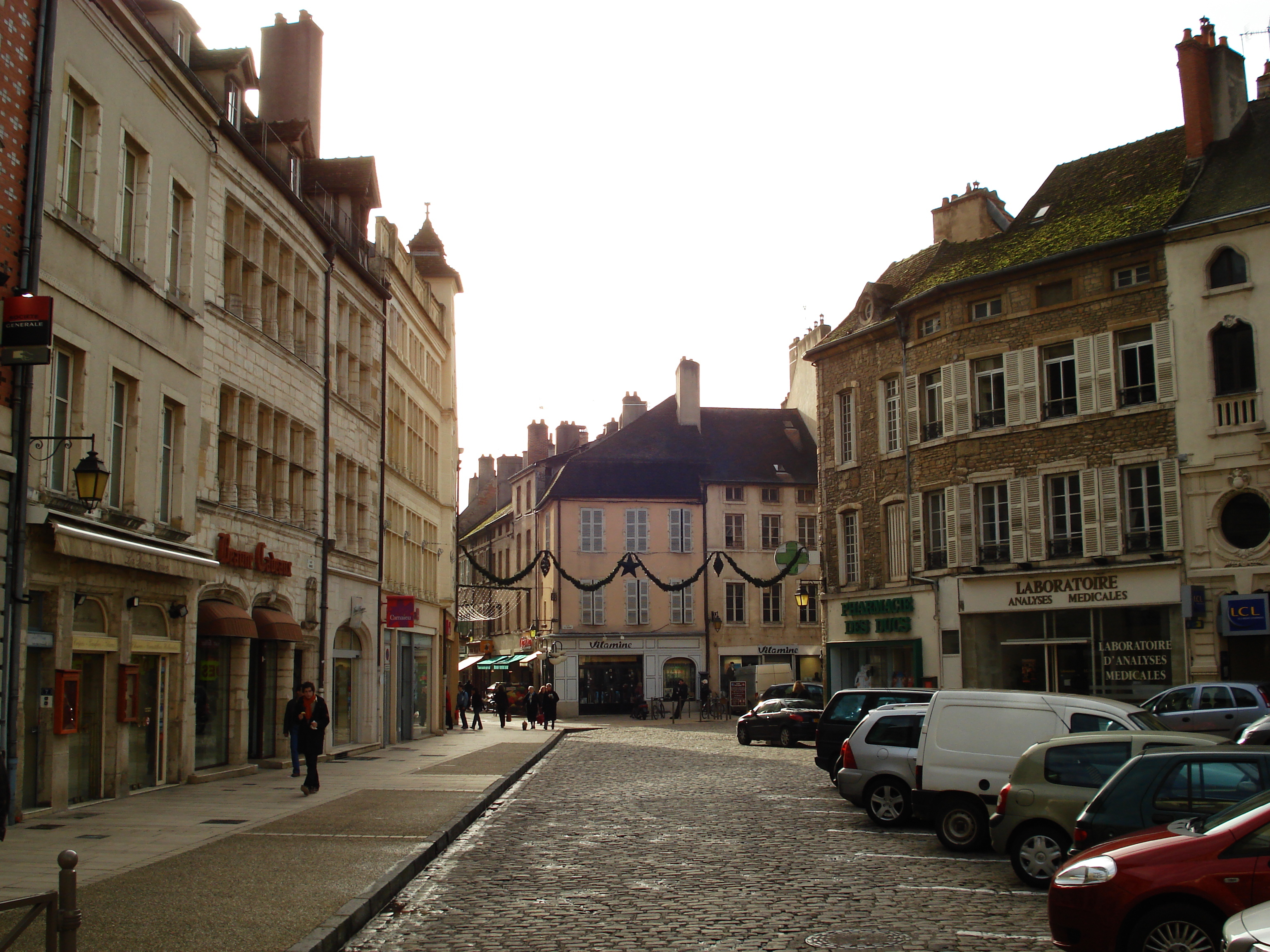 Picture France Beaune 2007-01 27 - Center Beaune