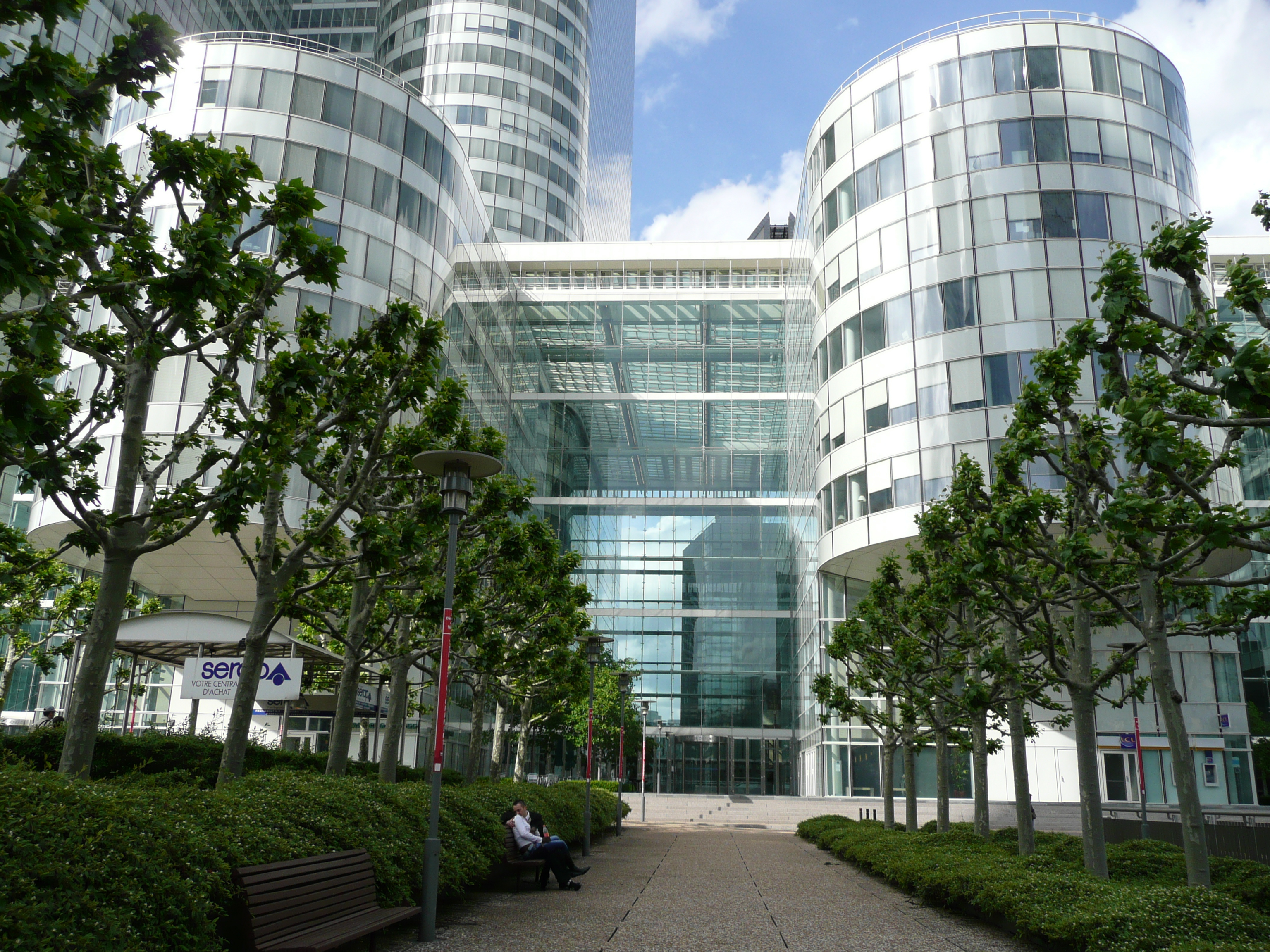 Picture France Paris La Defense 2007-05 156 - Tour La Defense