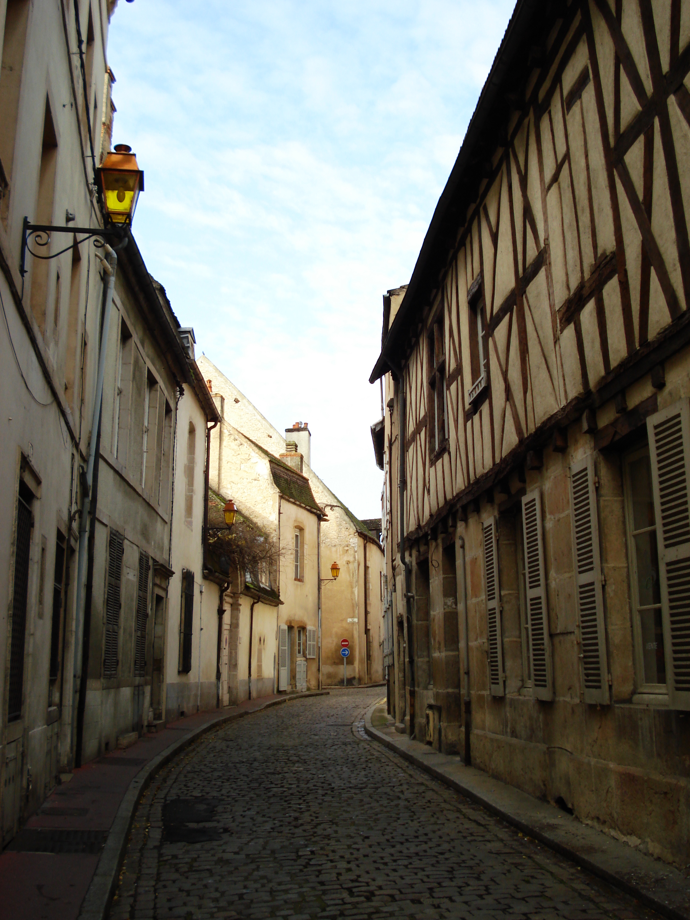 Picture France Beaune 2007-01 131 - Recreation Beaune