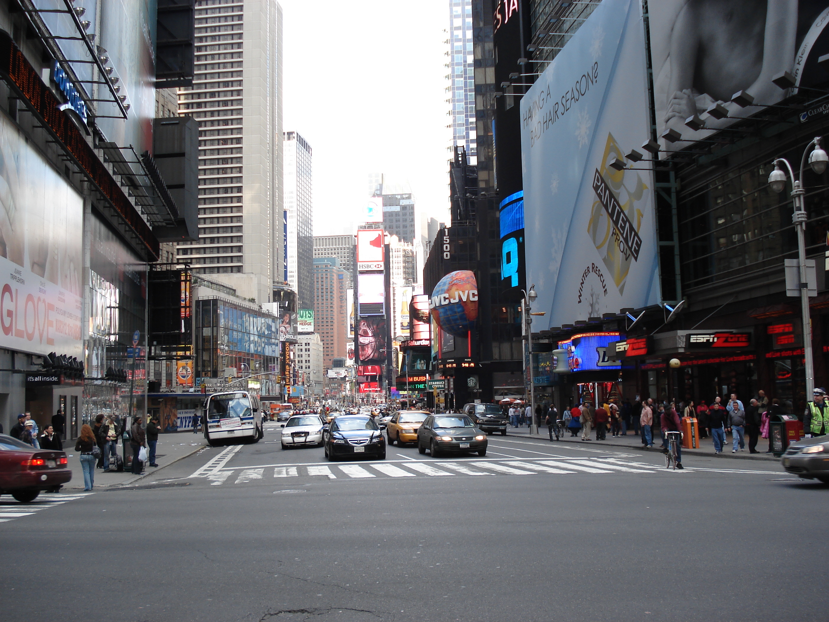 Picture United States New York Time Square 2006-03 6 - Center Time Square