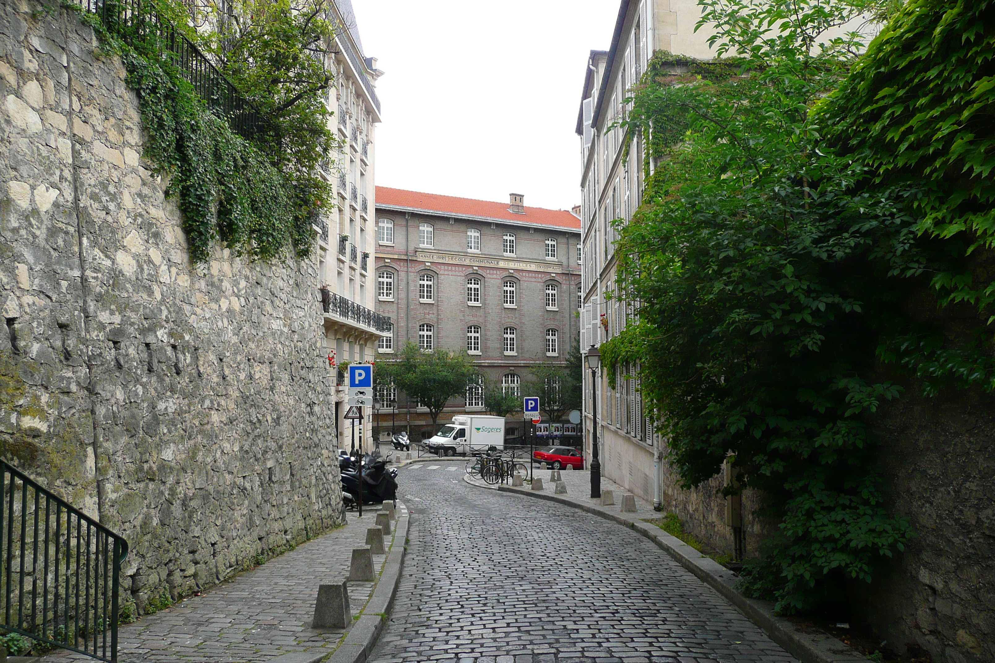 Picture France Paris Montmartre 2007-06 33 - Journey Montmartre