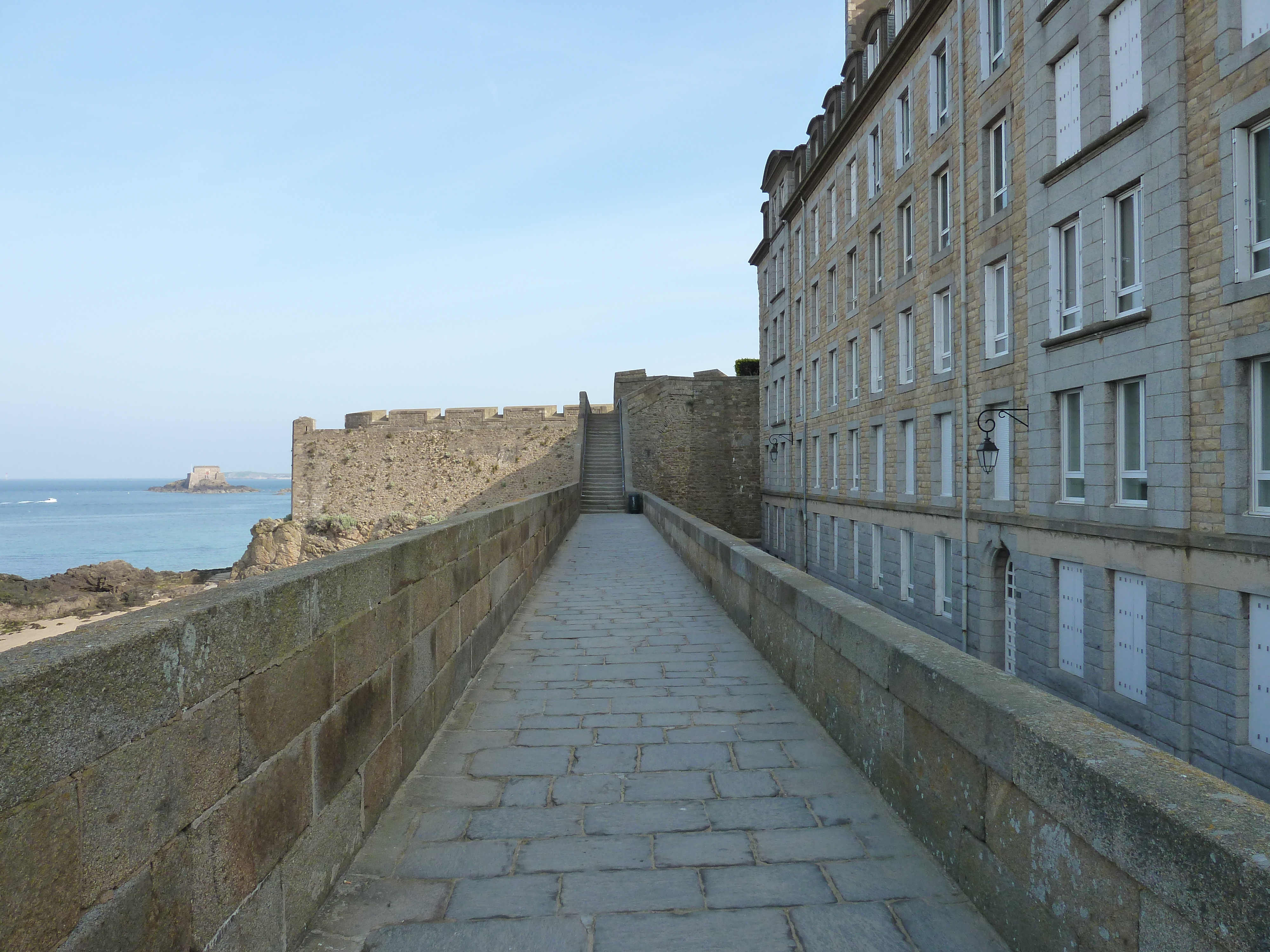 Picture France St Malo 2010-04 106 - Tours St Malo