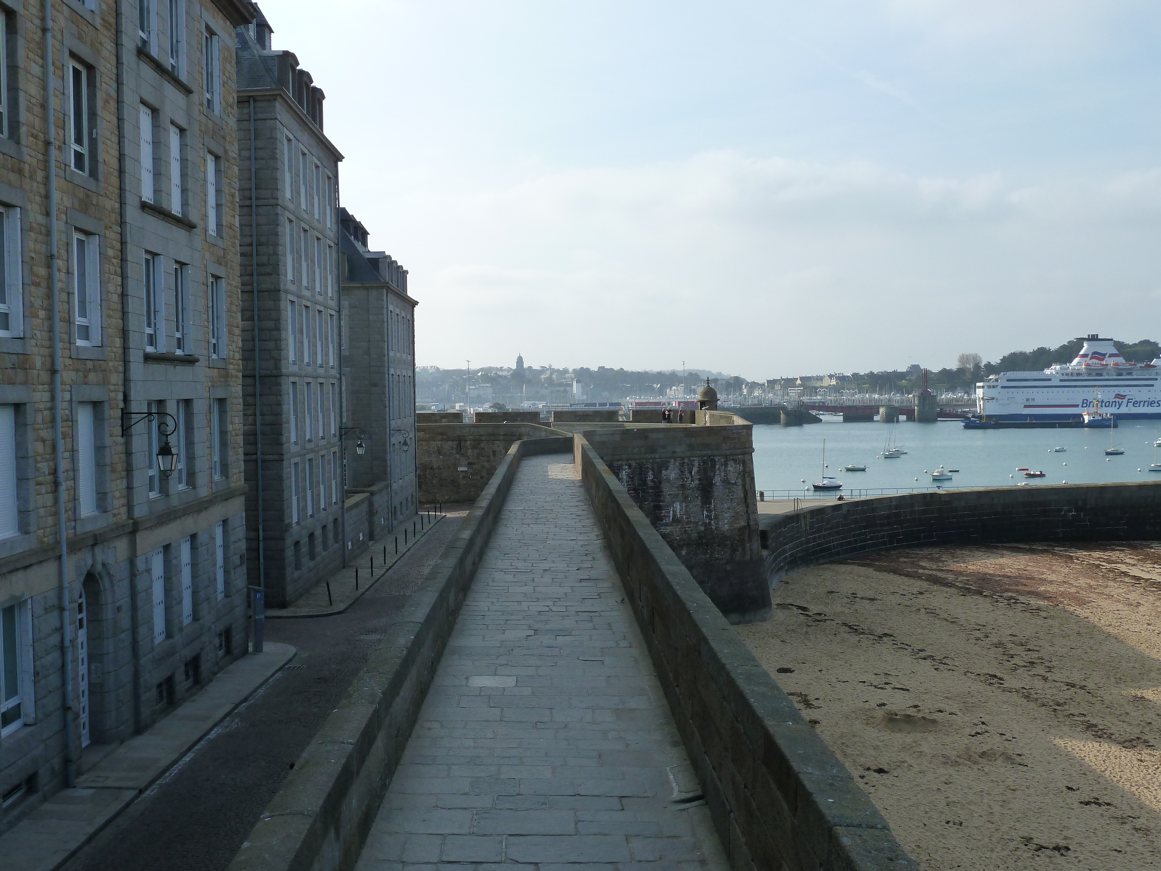 Picture France St Malo 2010-04 70 - Tours St Malo