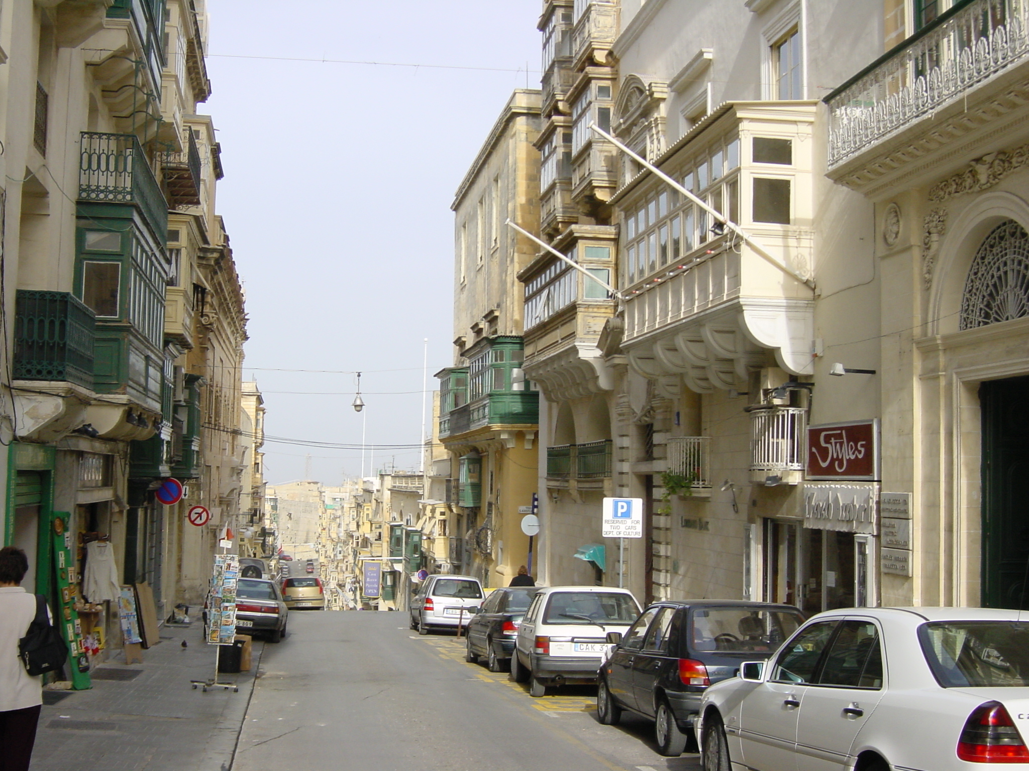 Picture Malta Valletta 2001-03 25 - History Valletta