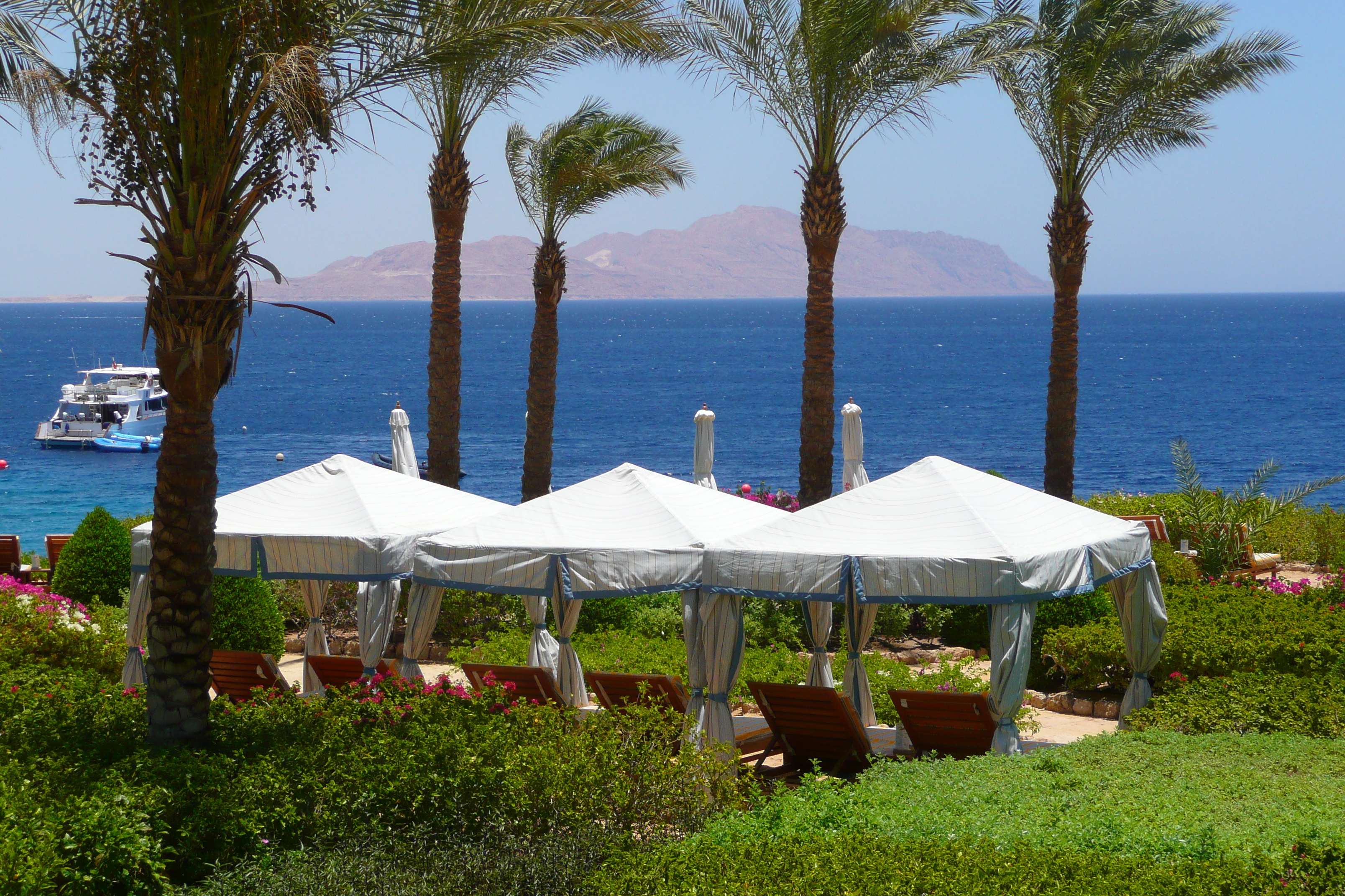 Picture Egypt Sharm el Sheikh Four Seasons Hotel Four Seasons Beach 2008-06 3 - Tour Four Seasons Beach