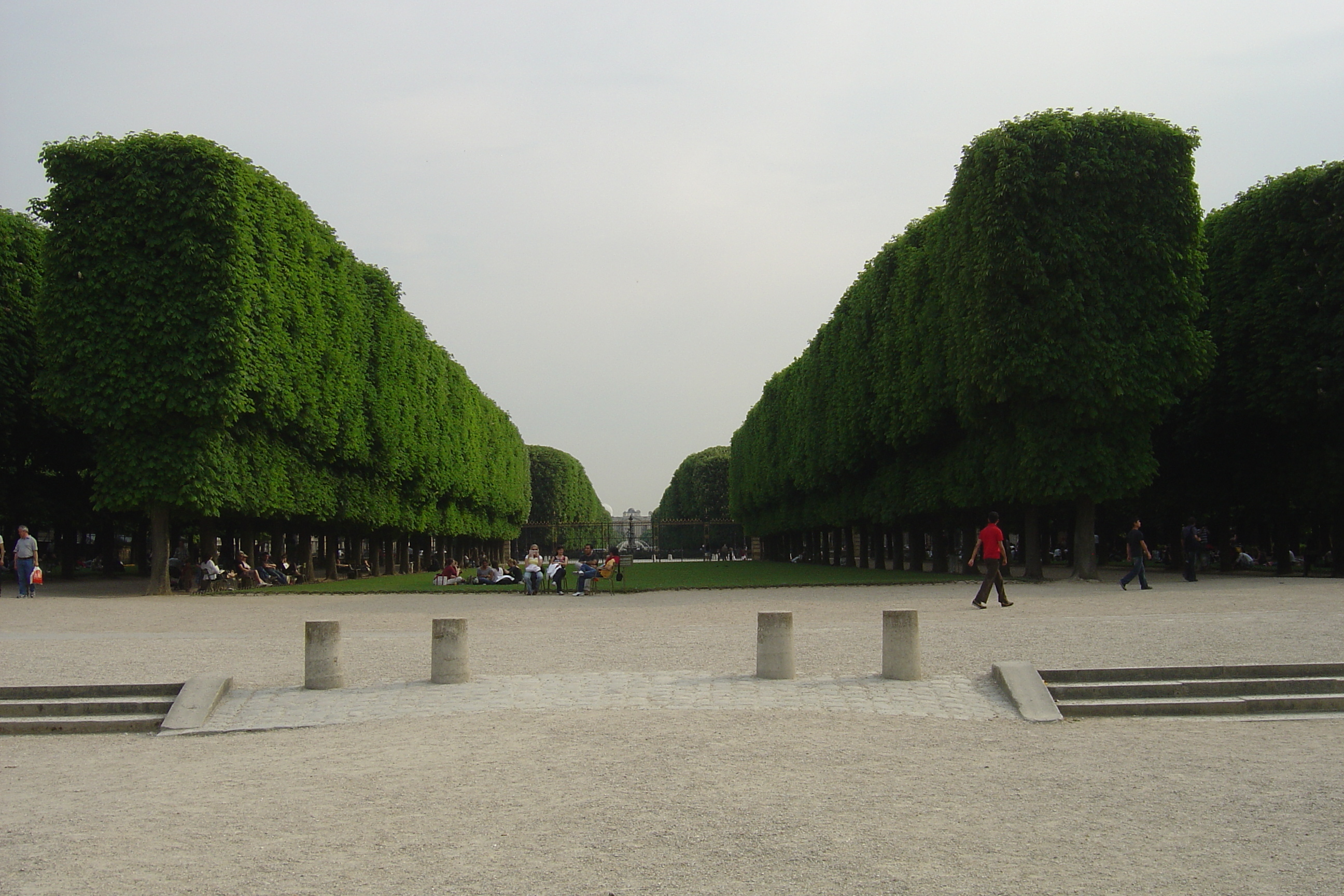 Picture France Paris Luxembourg Garden 2007-04 151 - Tours Luxembourg Garden