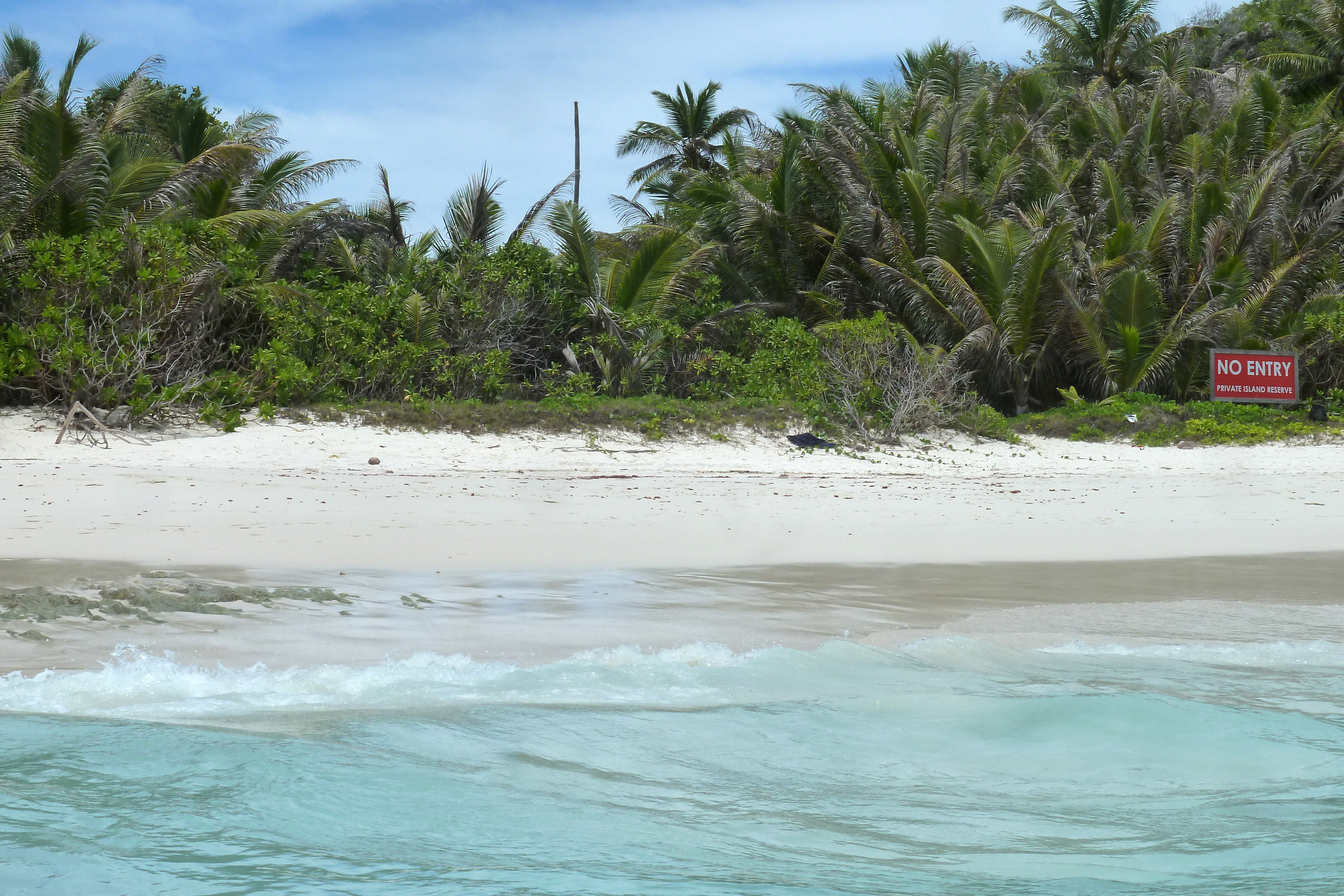 Picture Seychelles Grande Soeur 2011-10 107 - Center Grande Soeur