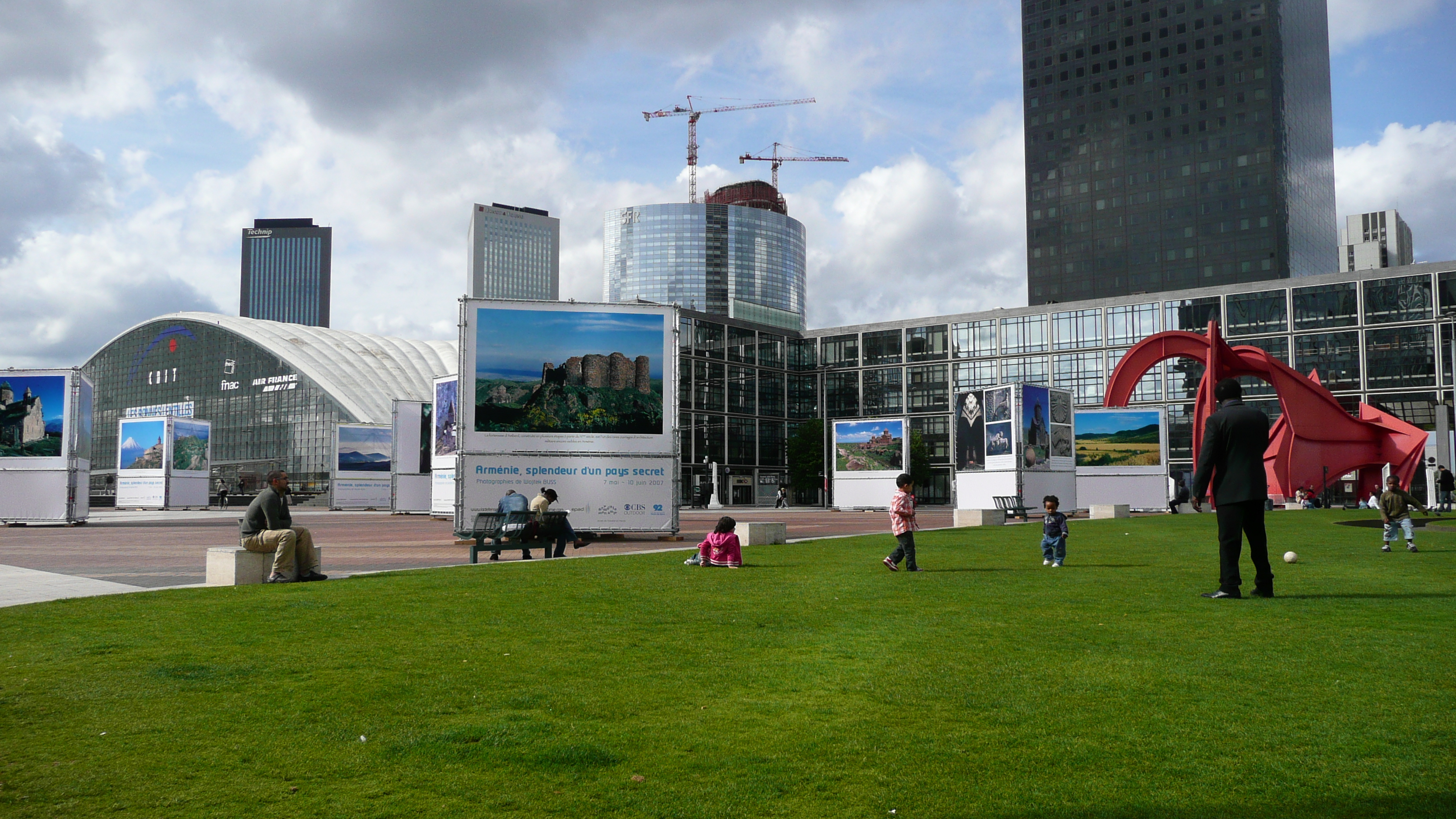 Picture France Paris La Defense 2007-05 155 - Tours La Defense