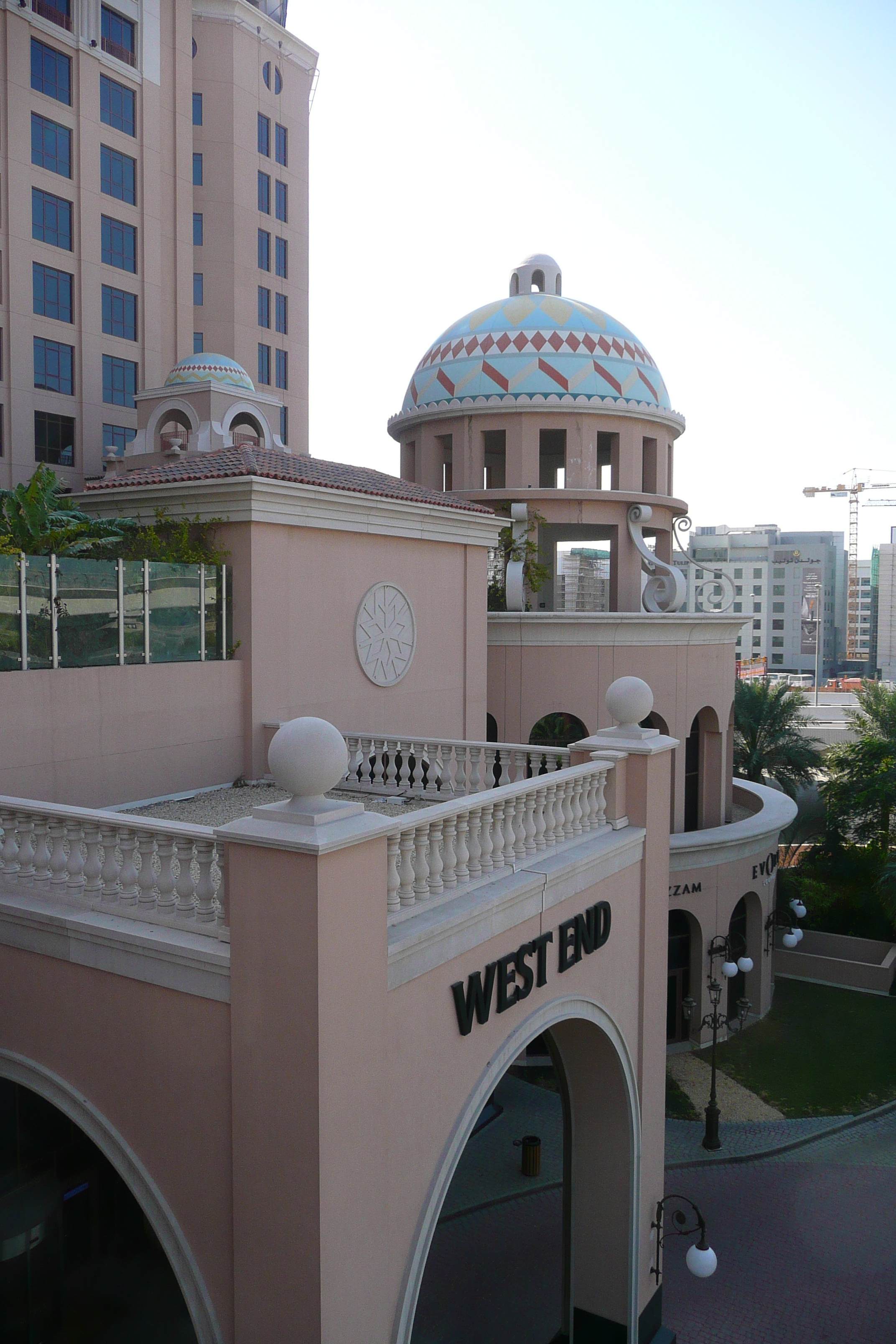 Picture United Arab Emirates Dubai Kempinski Hotel Mall of the Emirates 2009-01 63 - Around Kempinski Hotel Mall of the Emirates