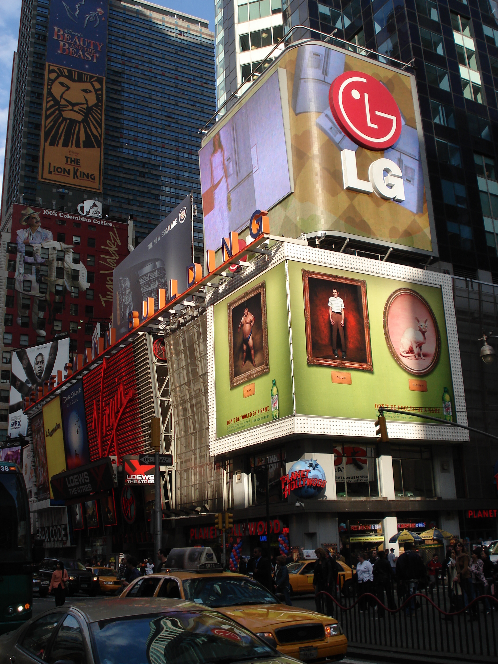 Picture United States New York Time Square 2006-03 50 - Center Time Square