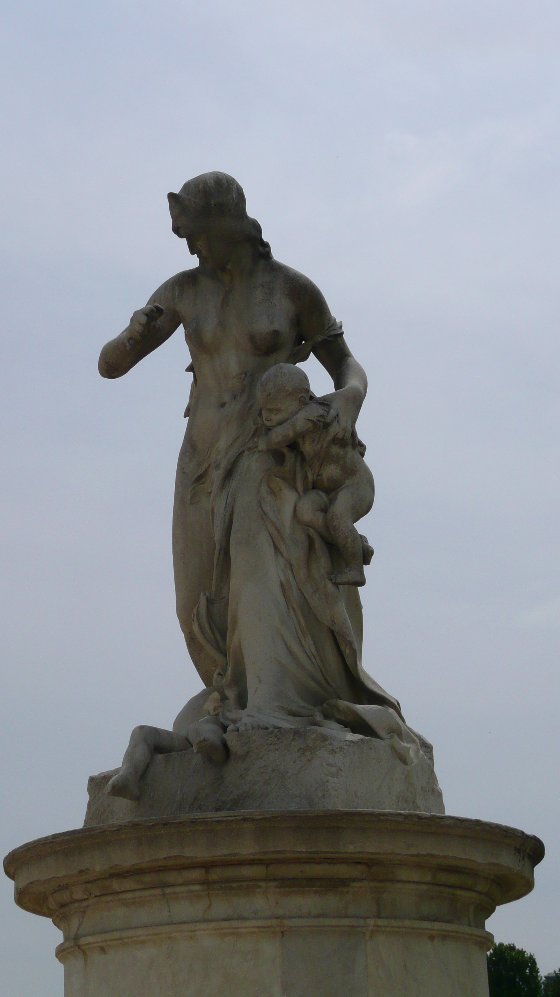 Picture France Paris Garden of Tuileries 2007-05 295 - Around Garden of Tuileries