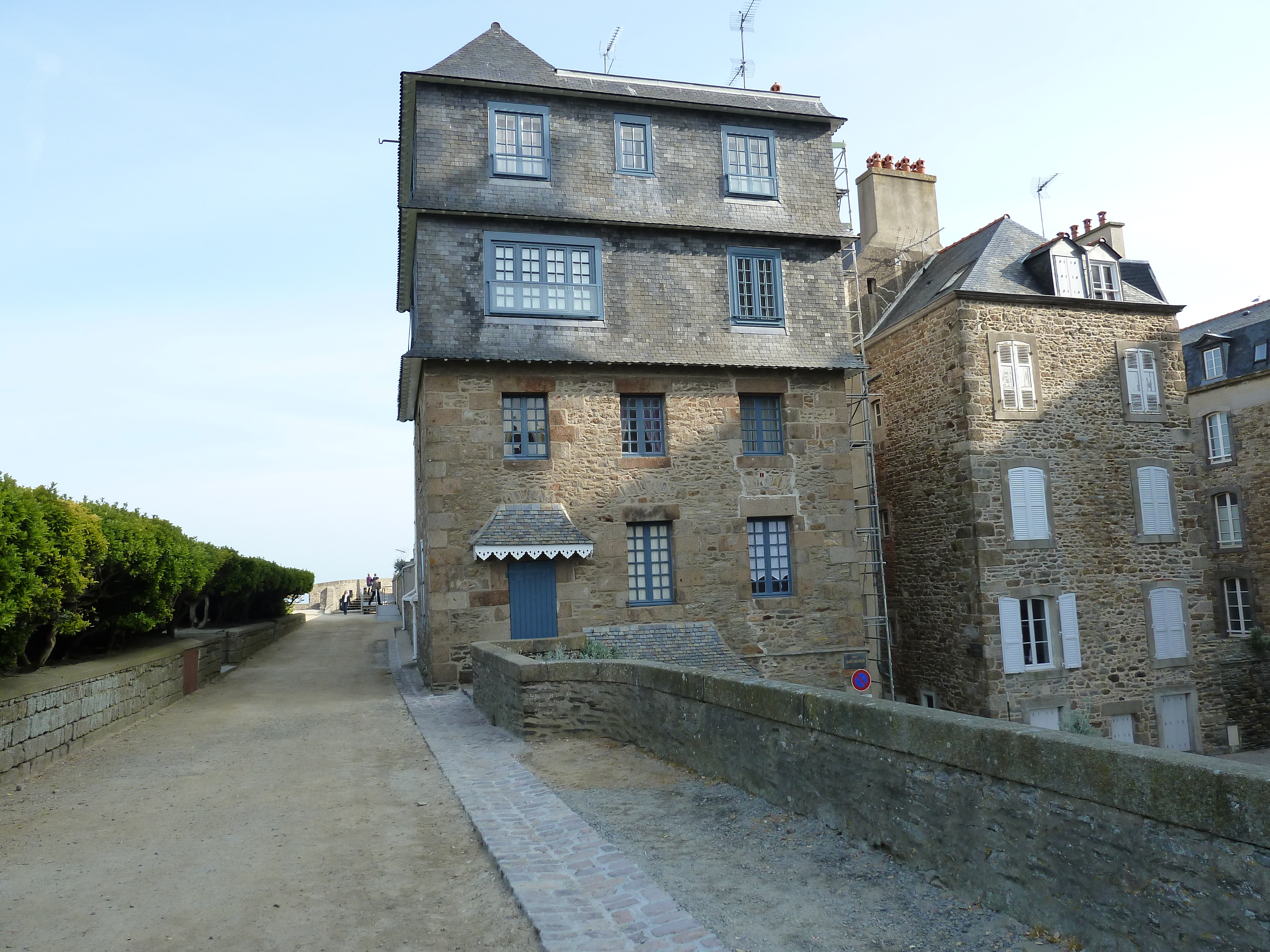 Picture France St Malo 2010-04 135 - Journey St Malo