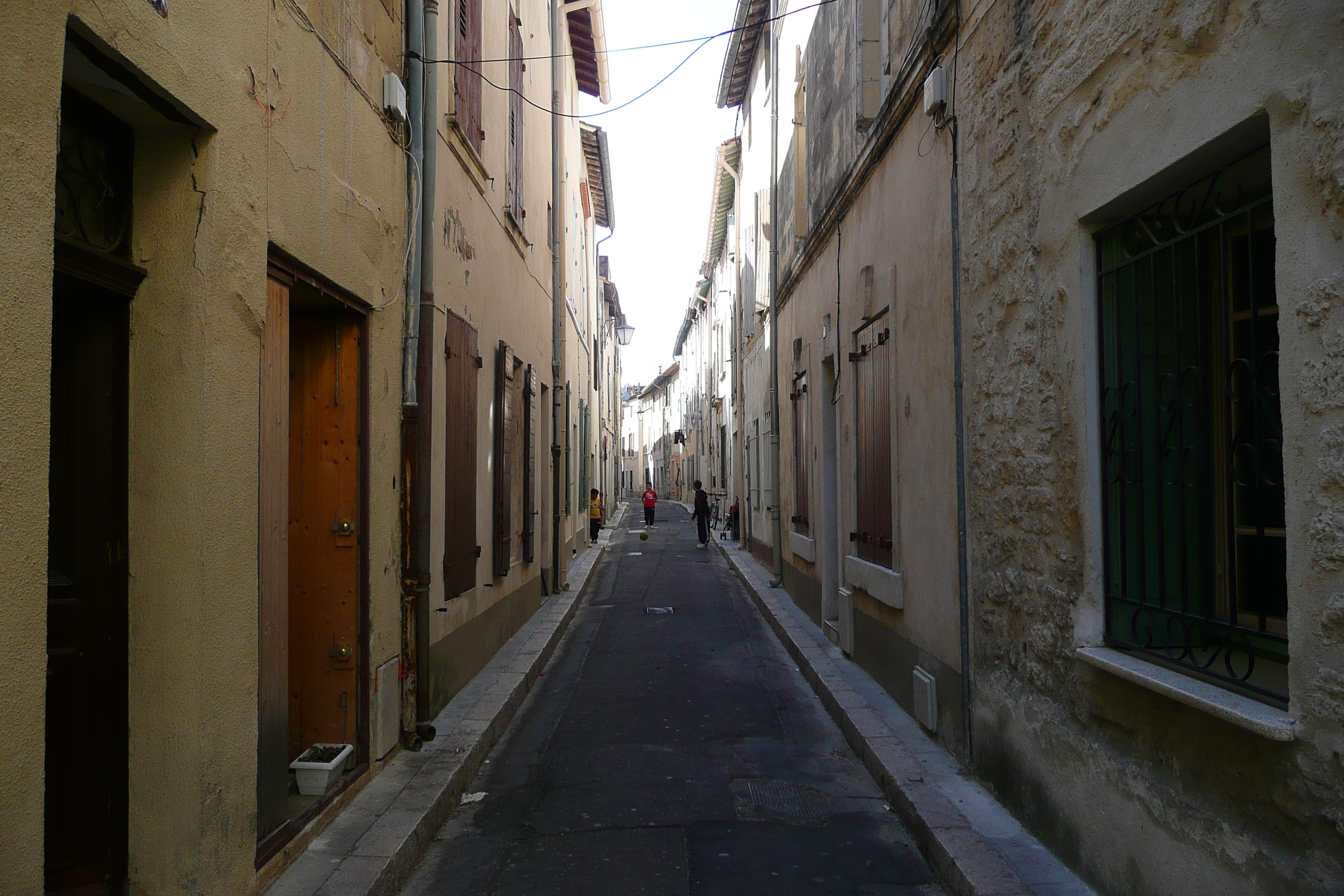 Picture France Tarascon 2008-04 168 - Around Tarascon