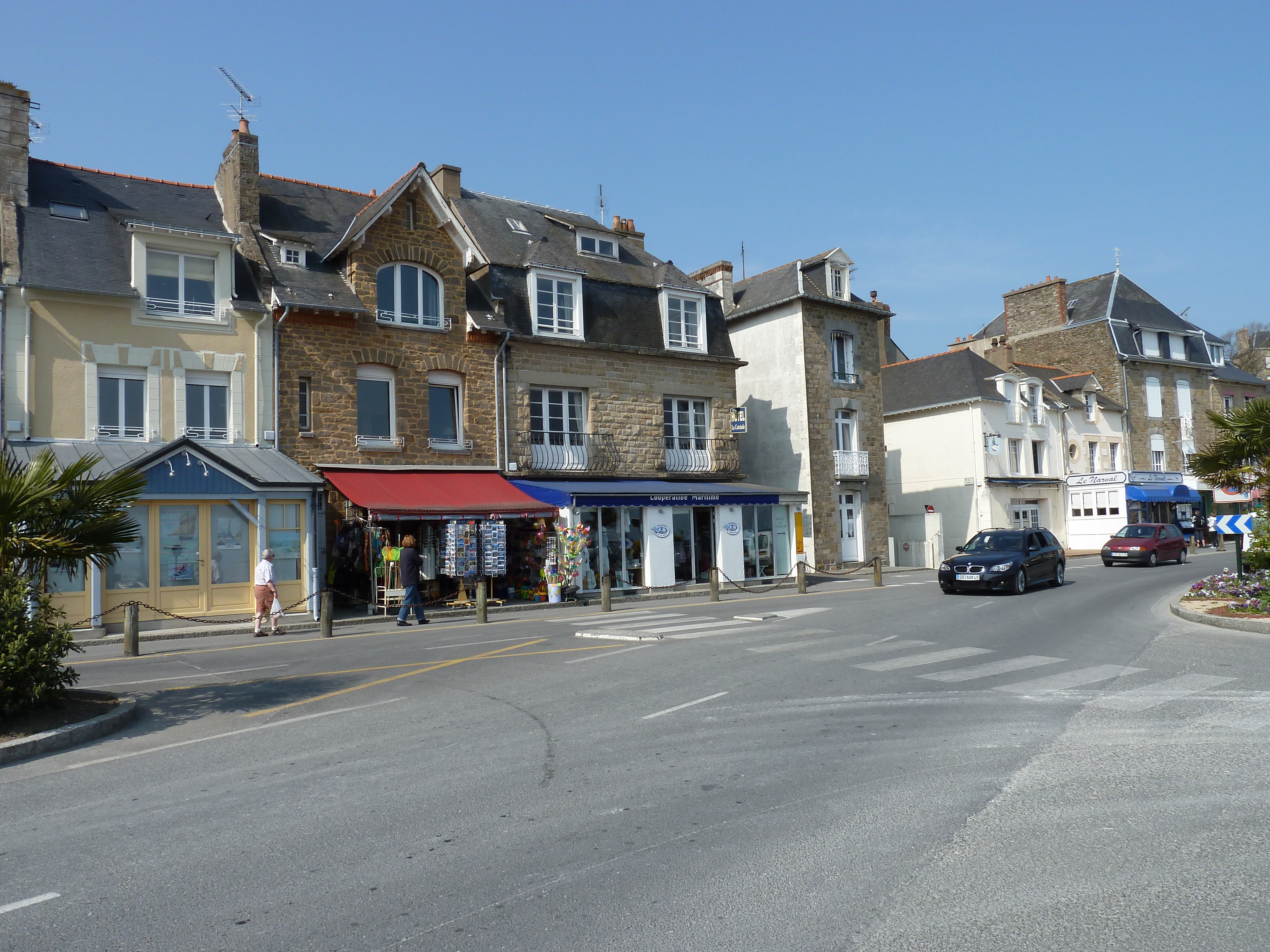 Picture France Cancale 2010-04 53 - Recreation Cancale