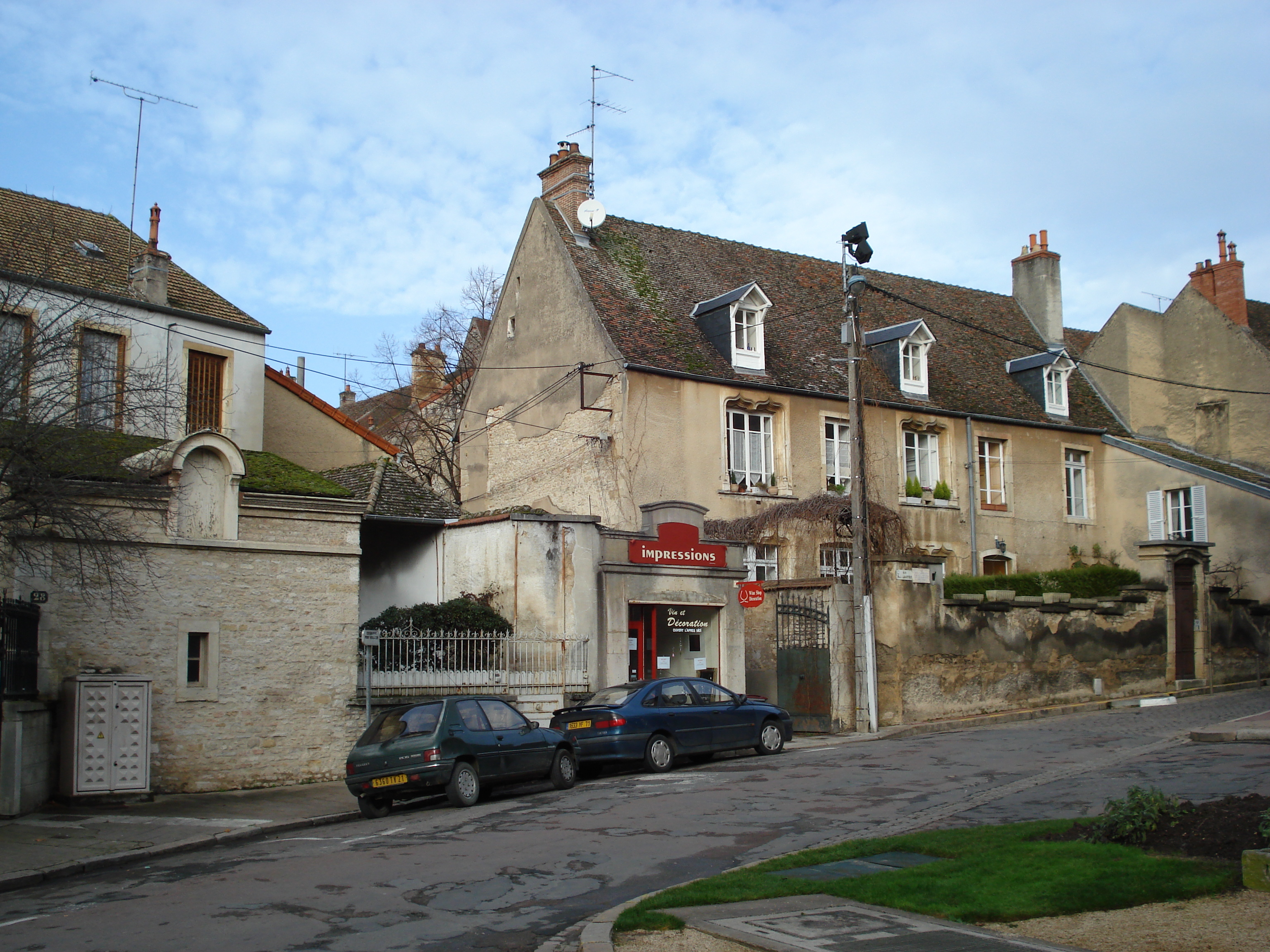 Picture France Beaune 2007-01 46 - Around Beaune