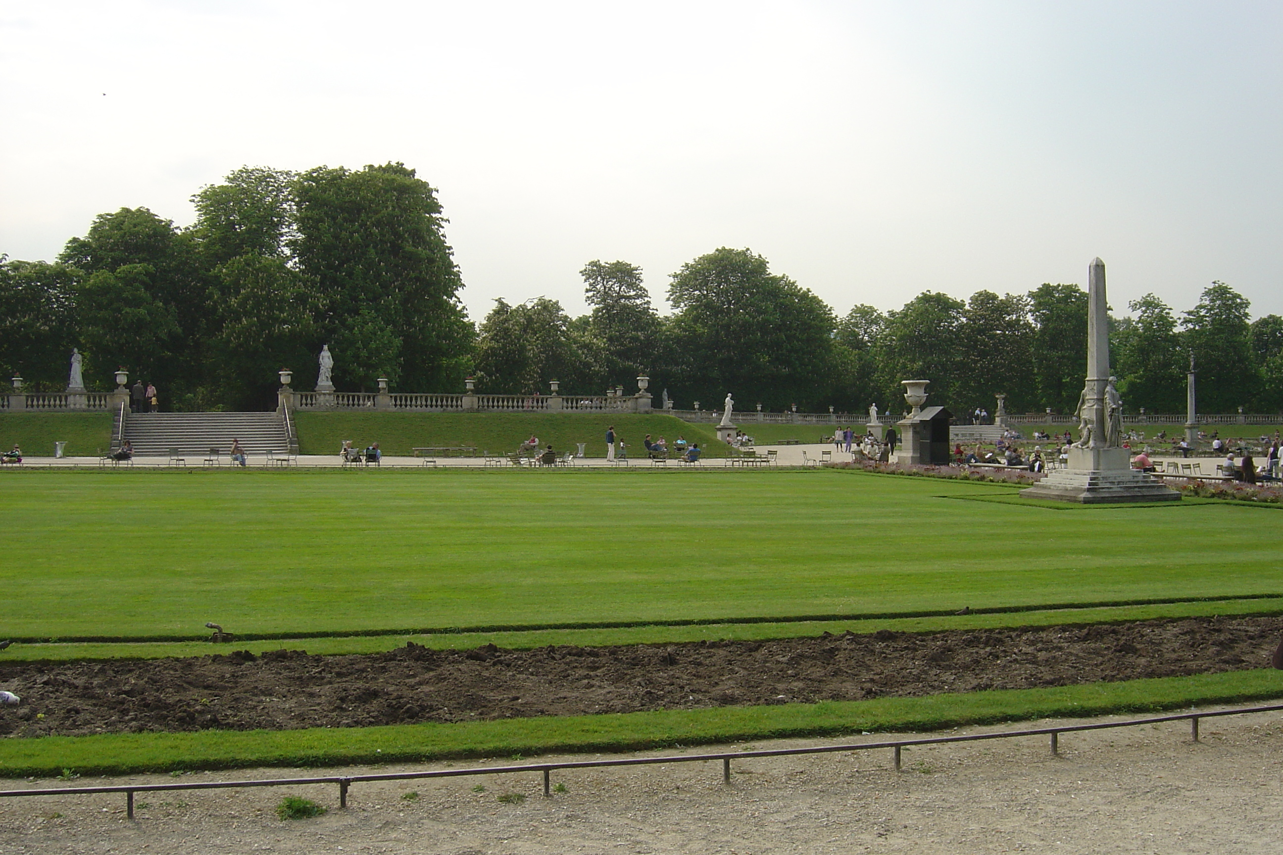 Picture France Paris Luxembourg Garden 2007-04 112 - Recreation Luxembourg Garden