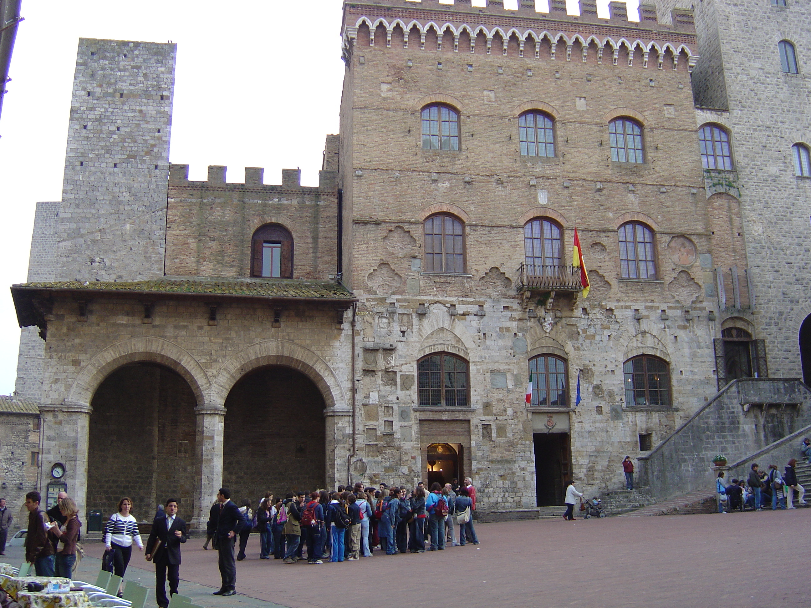 Picture Italy San Gimignano 2004-03 11 - Tour San Gimignano