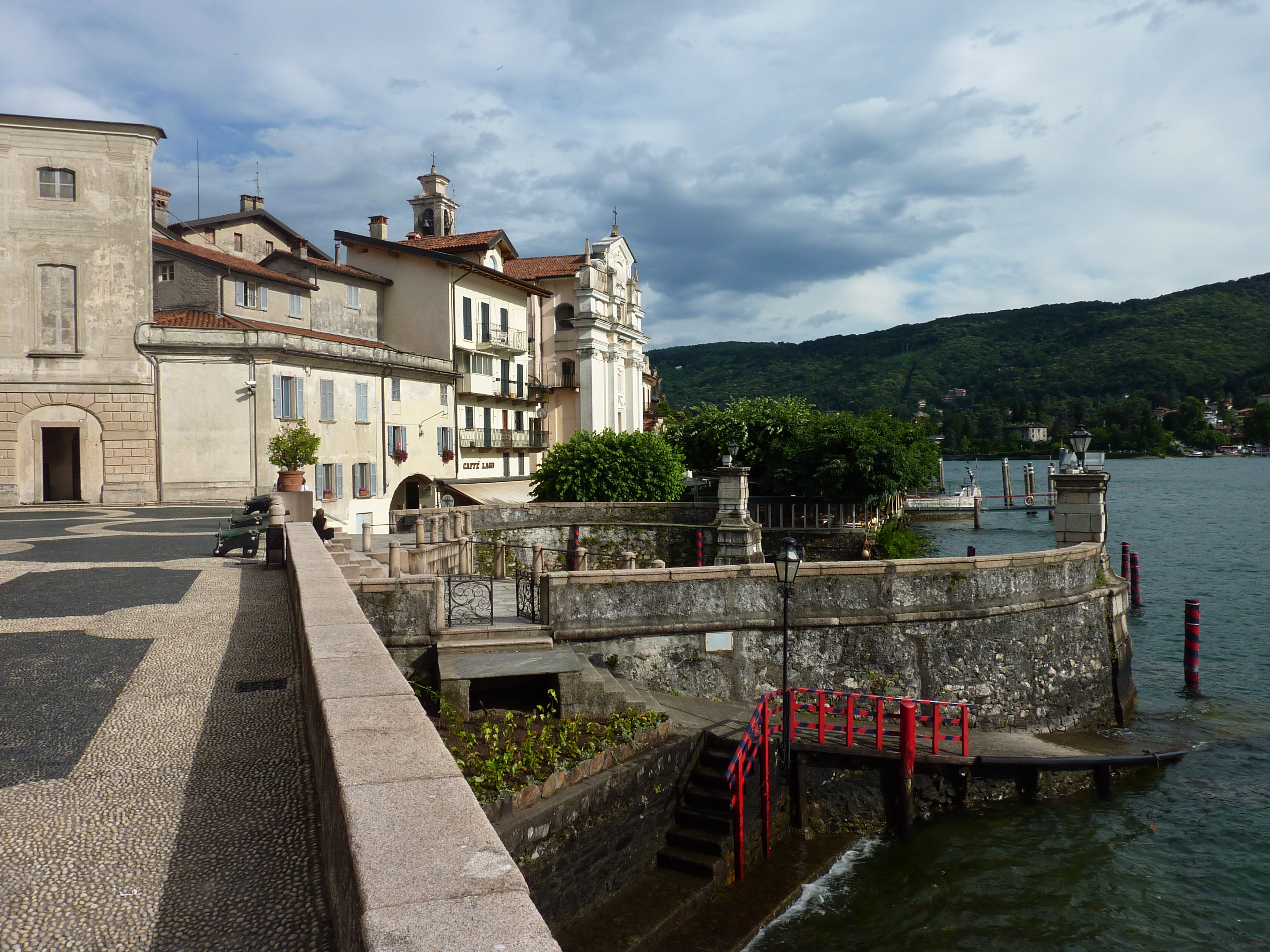 Picture Italy Isola Bella 2009-06 11 - Discovery Isola Bella