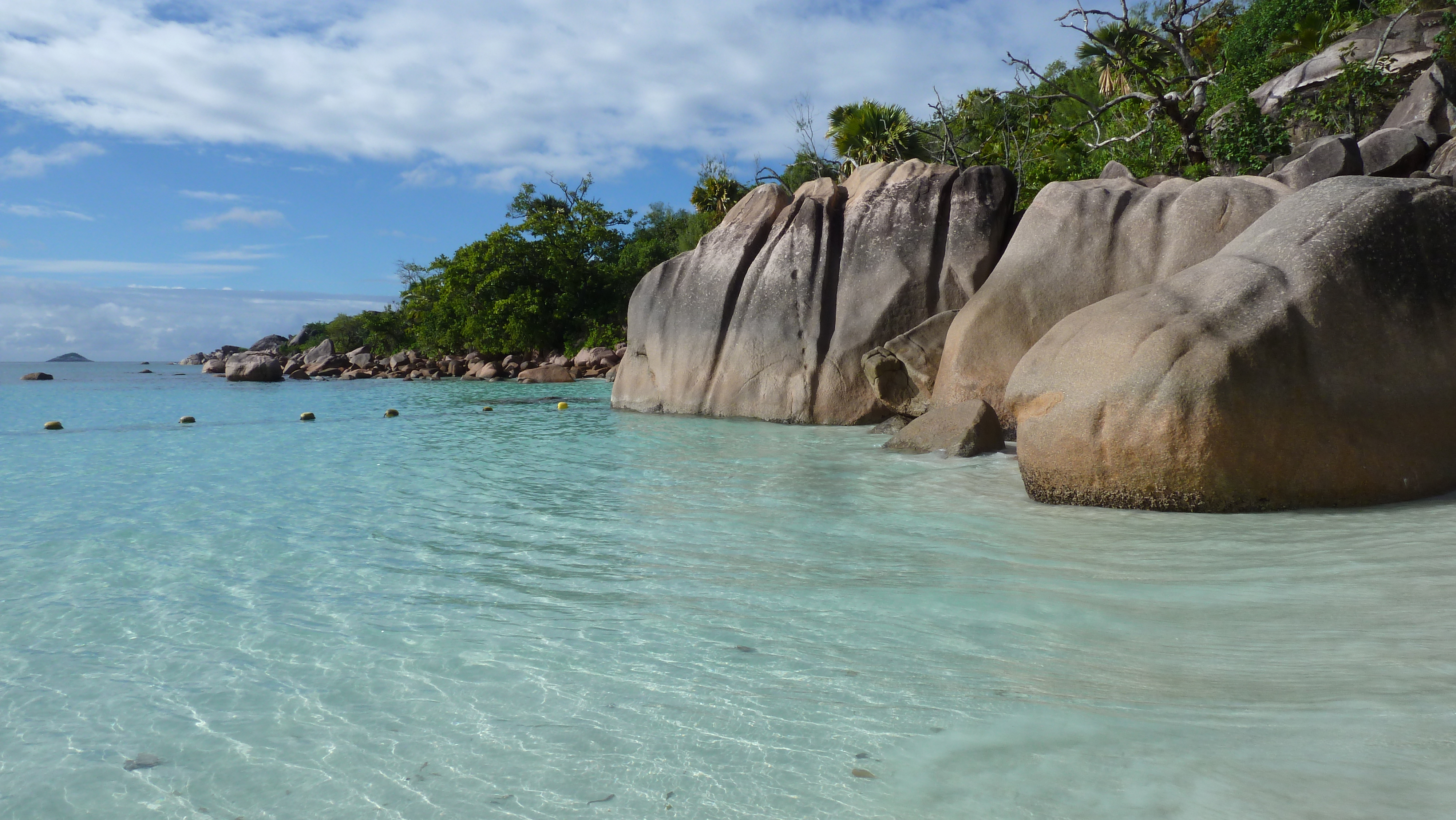 Picture Seychelles Anse Lazio 2011-10 163 - Center Anse Lazio