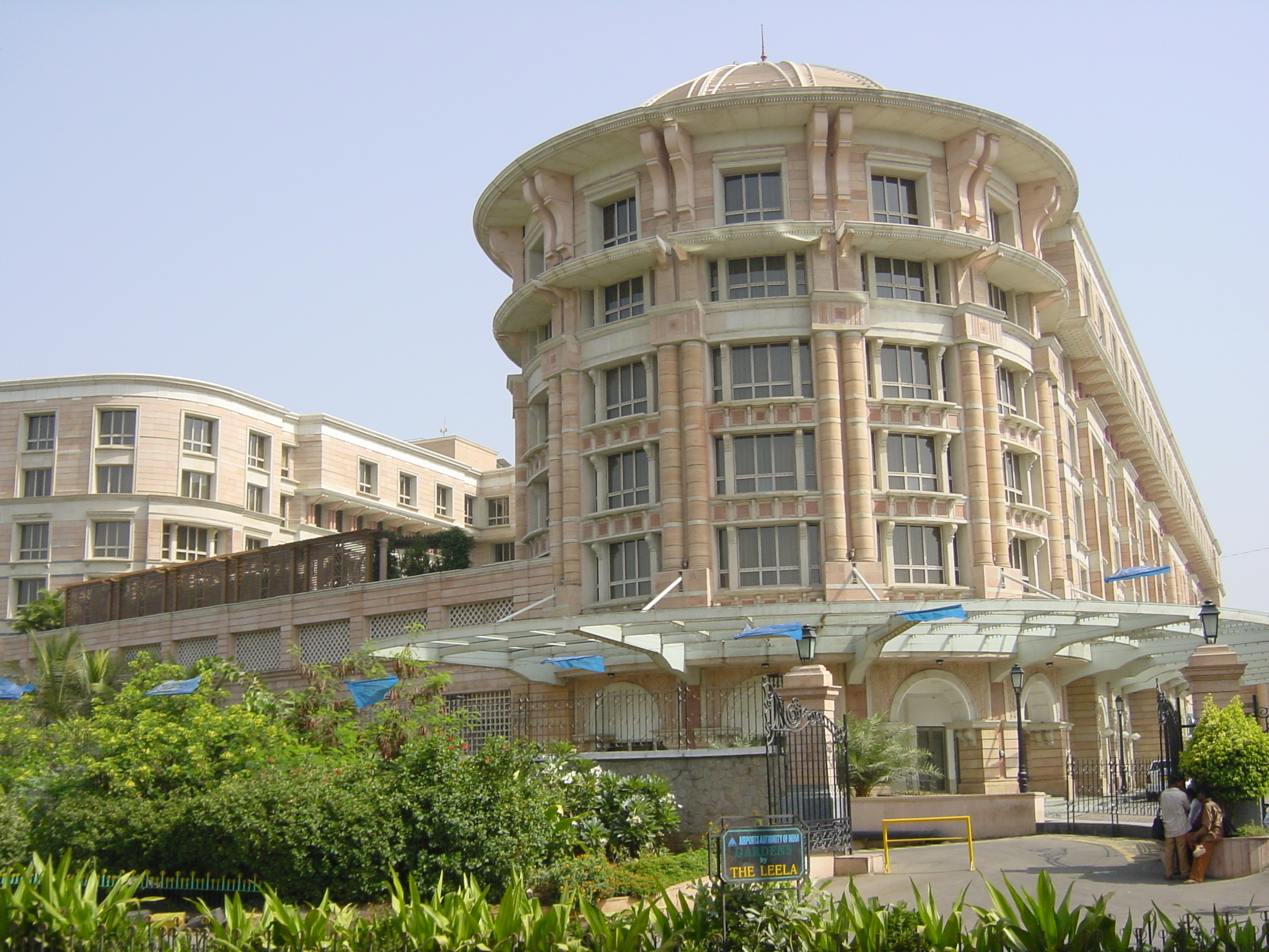 Picture India Mumbai ITC Grand Maratha hotel 2003-05 10 - Tours ITC Grand Maratha hotel