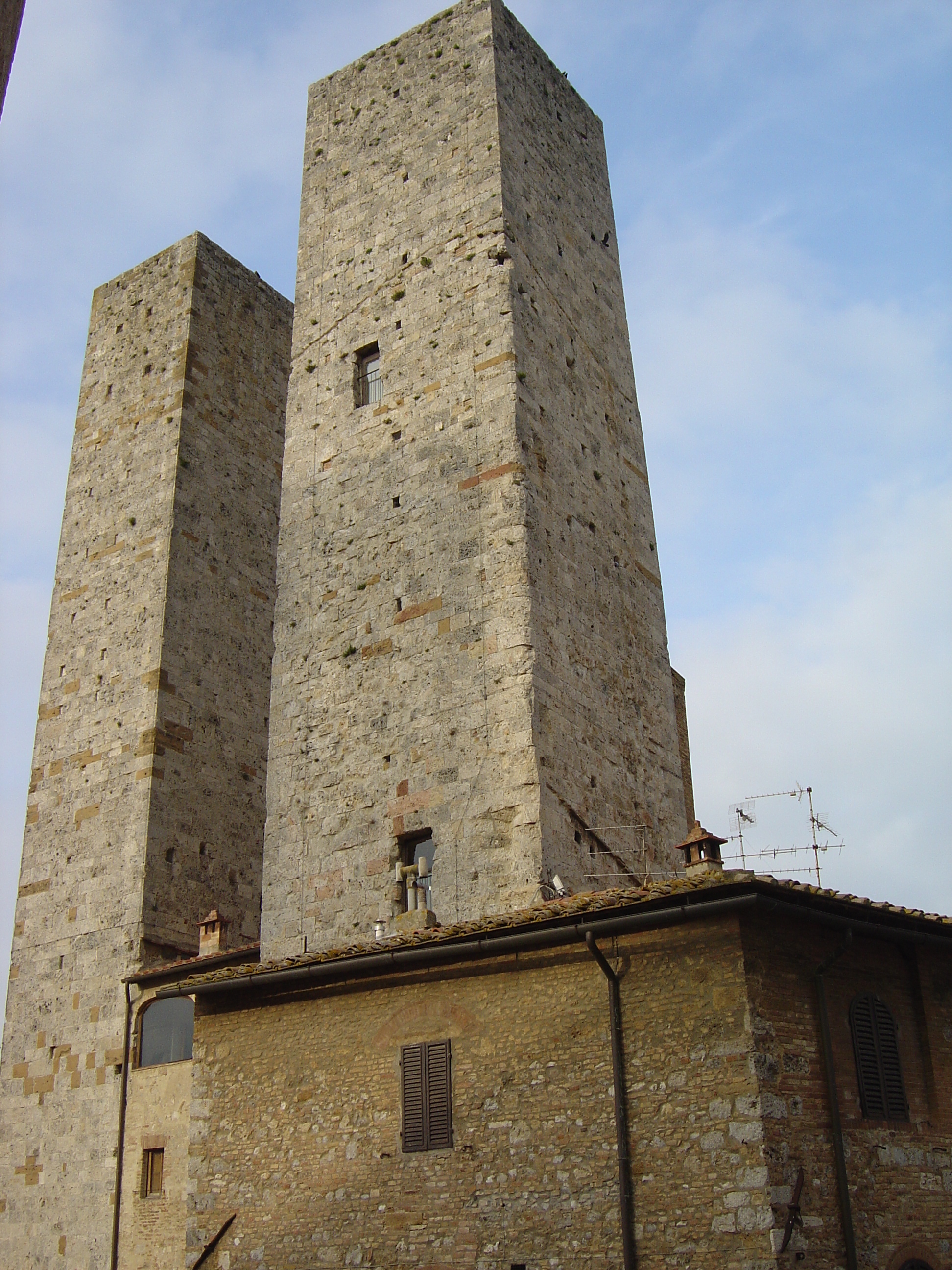 Picture Italy San Gimignano 2004-03 34 - History San Gimignano