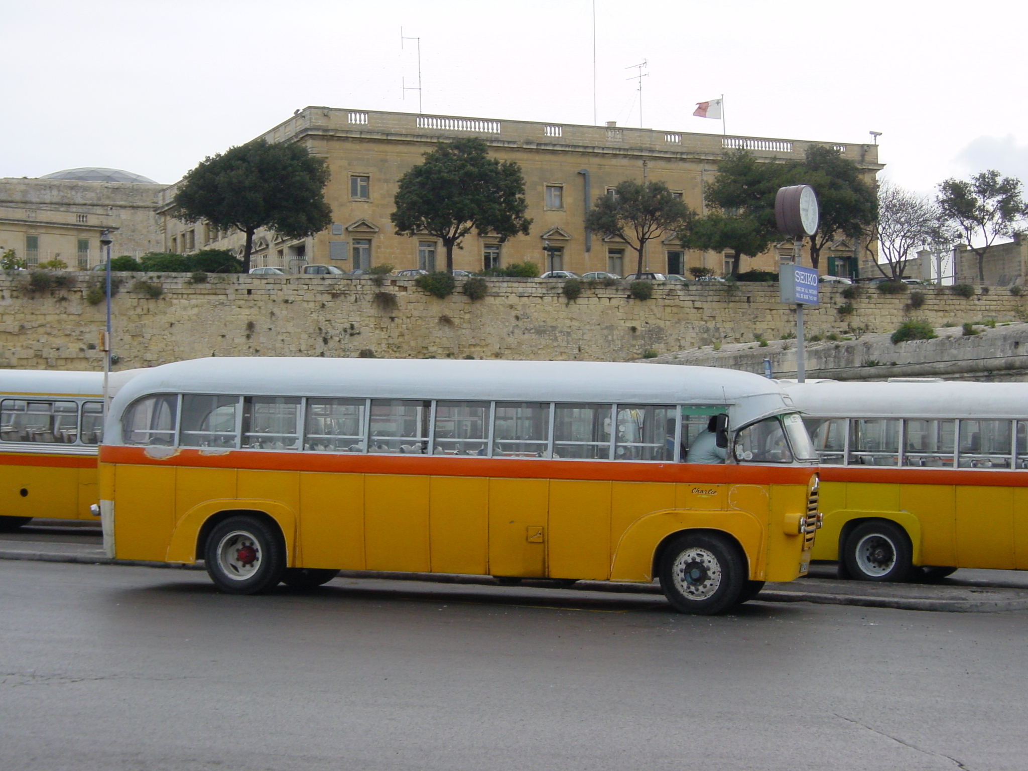 Picture Malta Valletta 2001-03 22 - Journey Valletta