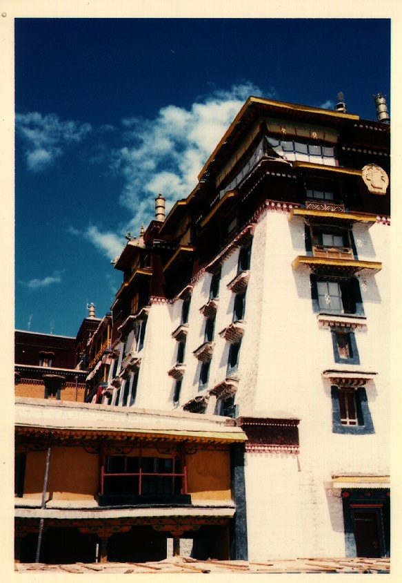 Picture Tibet Lhasa 1994-07 14 - Discovery Lhasa