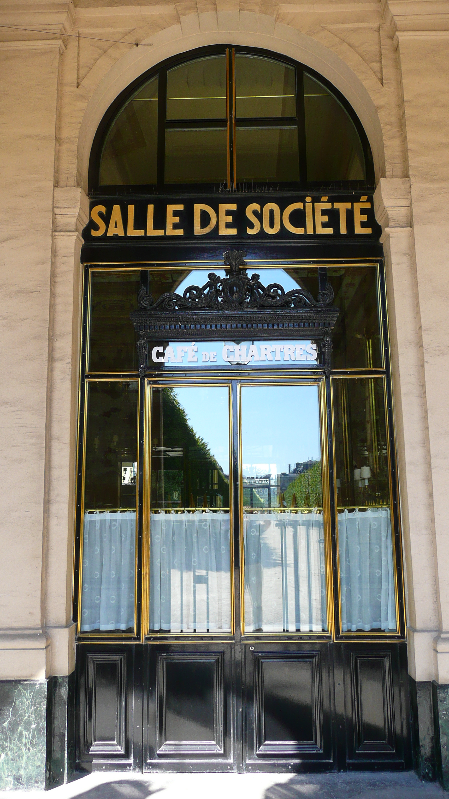 Picture France Paris Palais Royal 2007-08 1 - Discovery Palais Royal