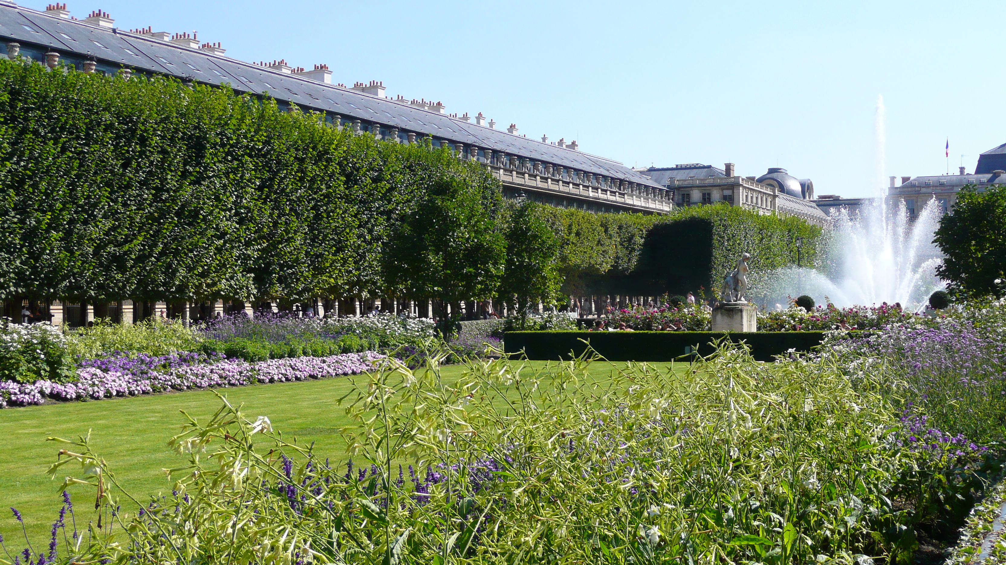 Picture France Paris Palais Royal 2007-08 135 - Around Palais Royal