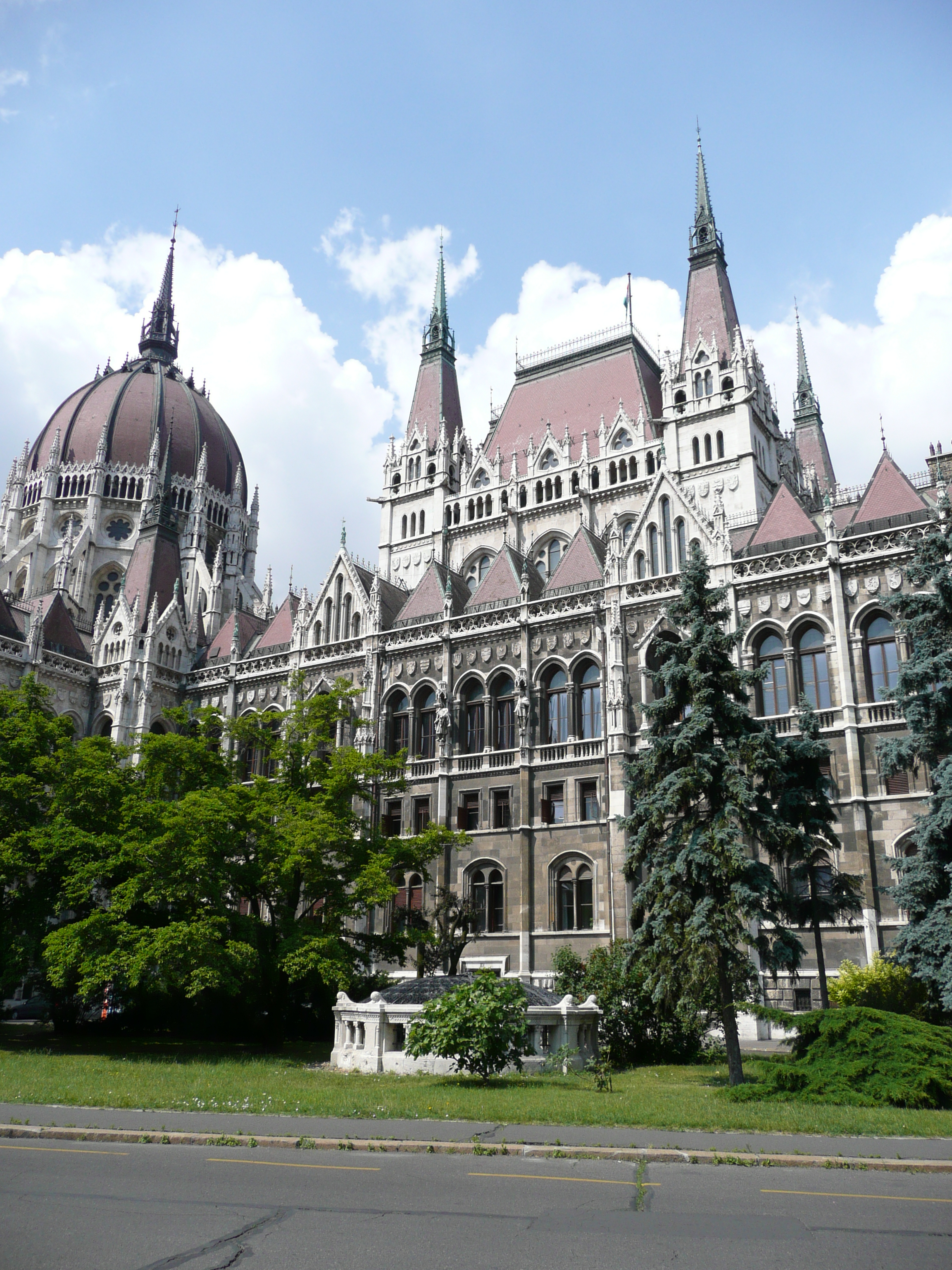 Picture Hungary Budapest Budapest Parliament 2007-06 32 - Discovery Budapest Parliament