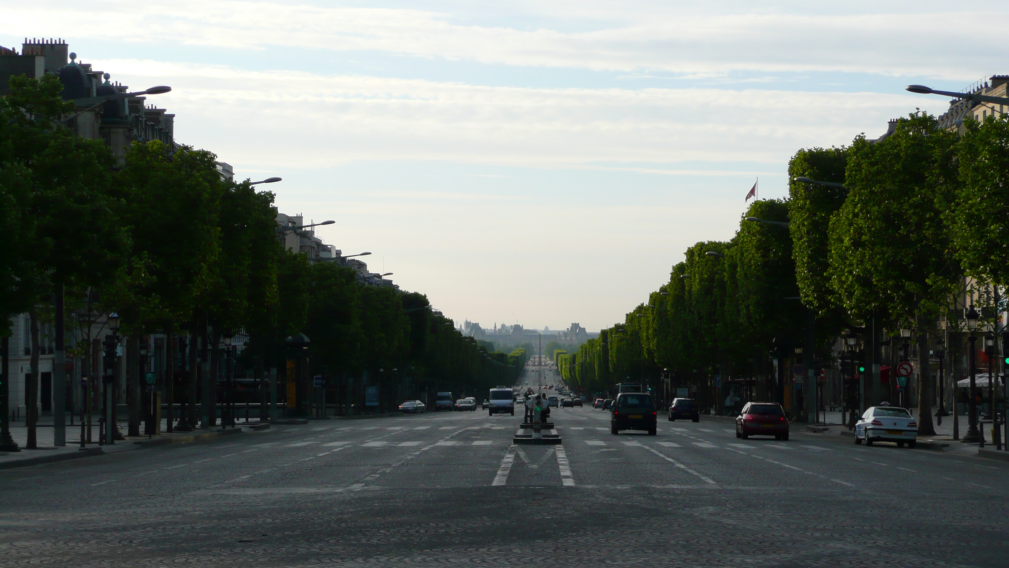 Picture France Paris Etoile and Arc de Triomphe 2007-06 8 - Tour Etoile and Arc de Triomphe