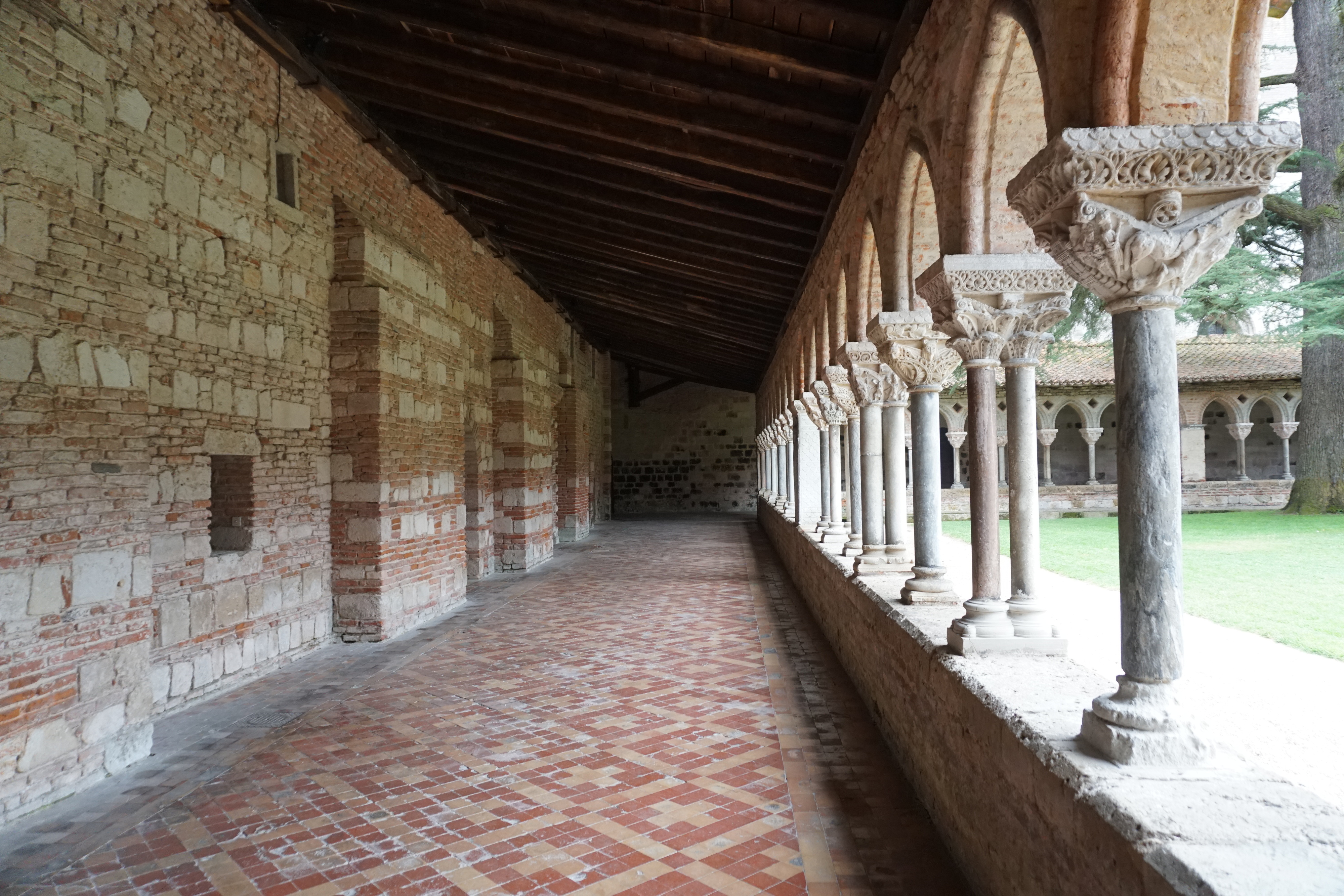 Picture France Moissac Abbaye Saint-Pierre de Moissac 2017-08 11 - Around Abbaye Saint-Pierre de Moissac