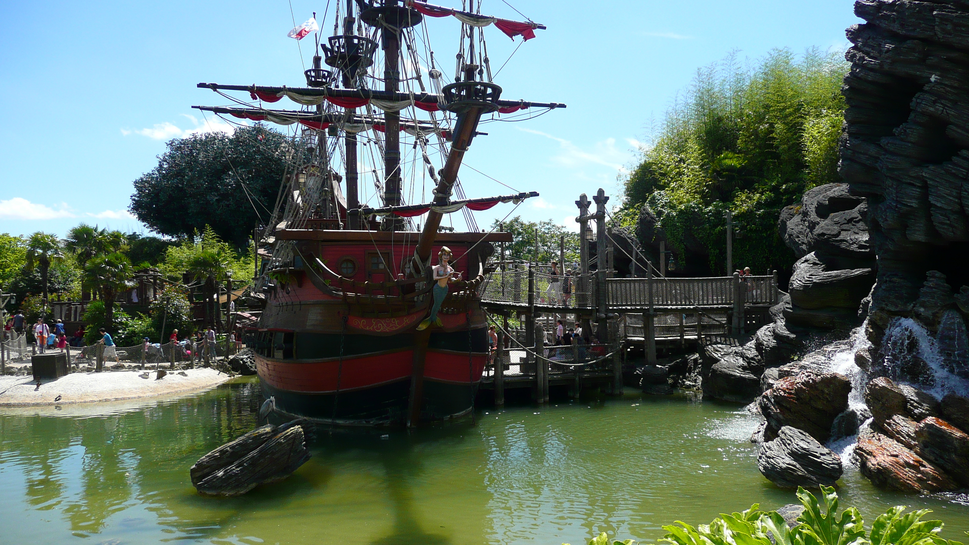 Picture France Disneyland Paris Adventure Isle 2007-07 30 - Around Adventure Isle