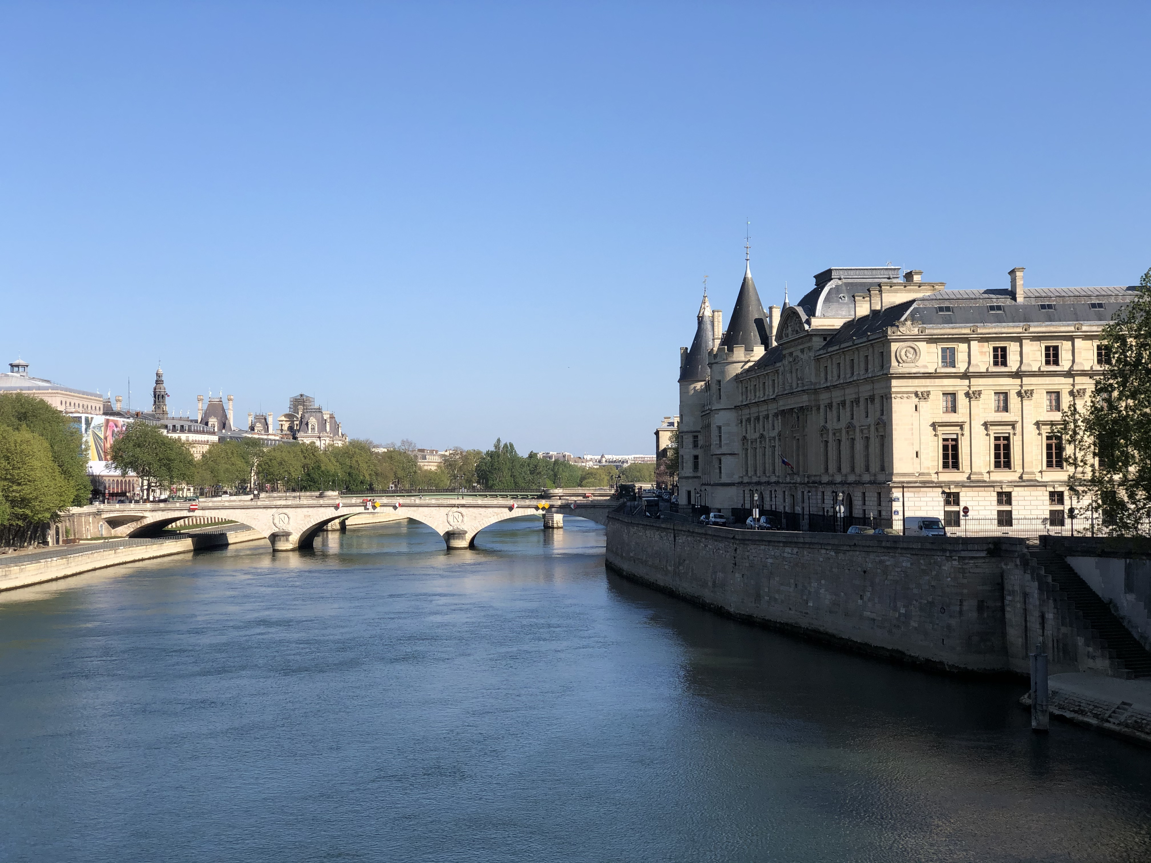 Picture France Paris lockdown 2020-04 92 - Around Paris lockdown