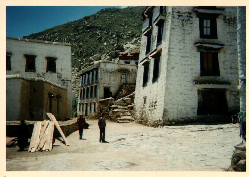 Picture Tibet 1994-07 13 - Center Tibet