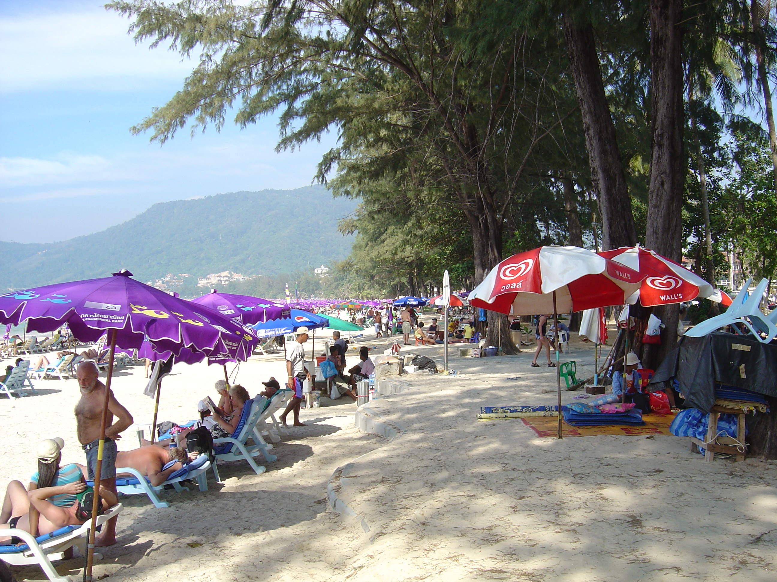 Picture Thailand Phuket Patong Beach 2005-12 49 - Center Beach