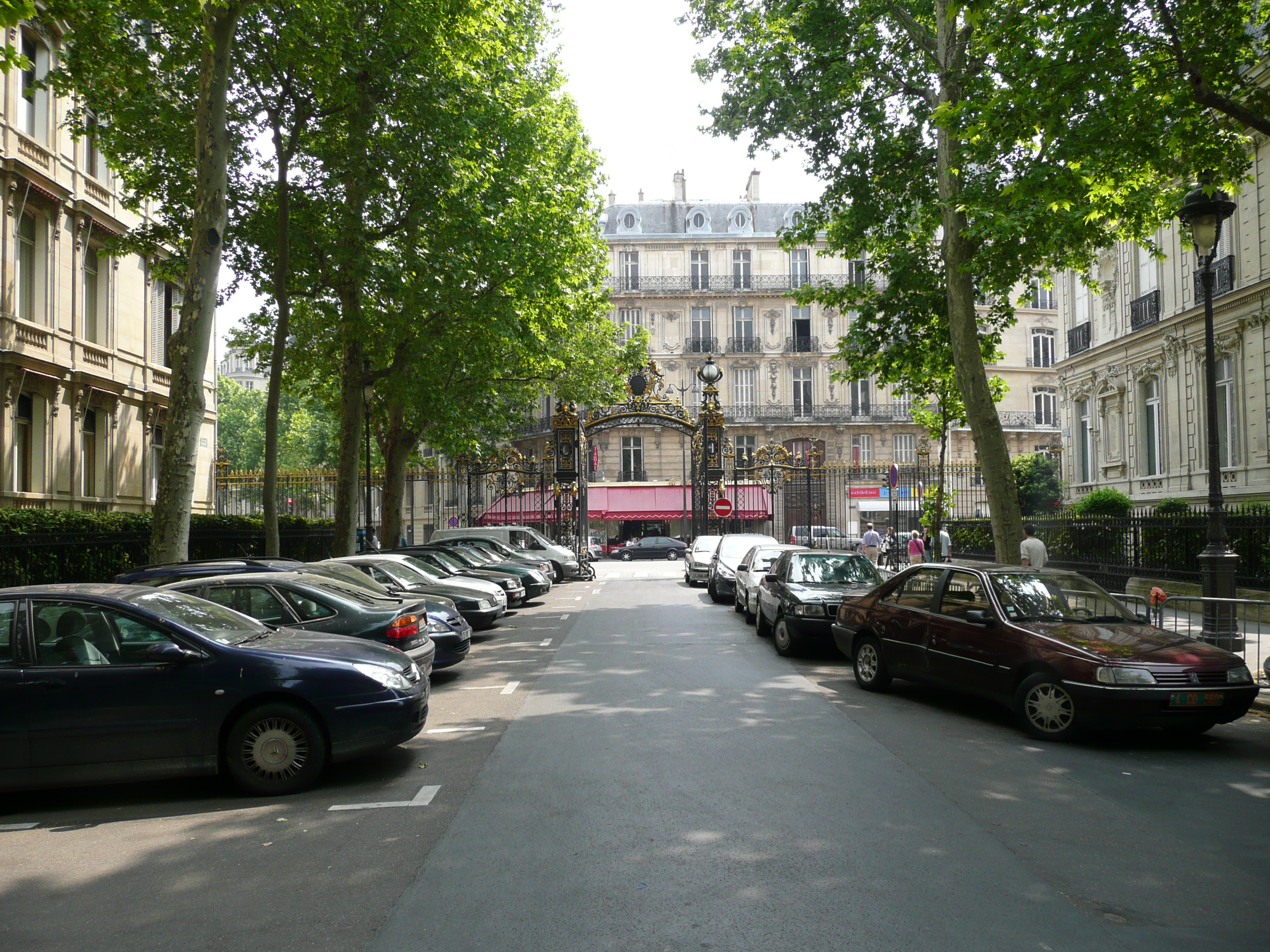 Picture France Paris Monceau Garden 2007-06 7 - History Monceau Garden