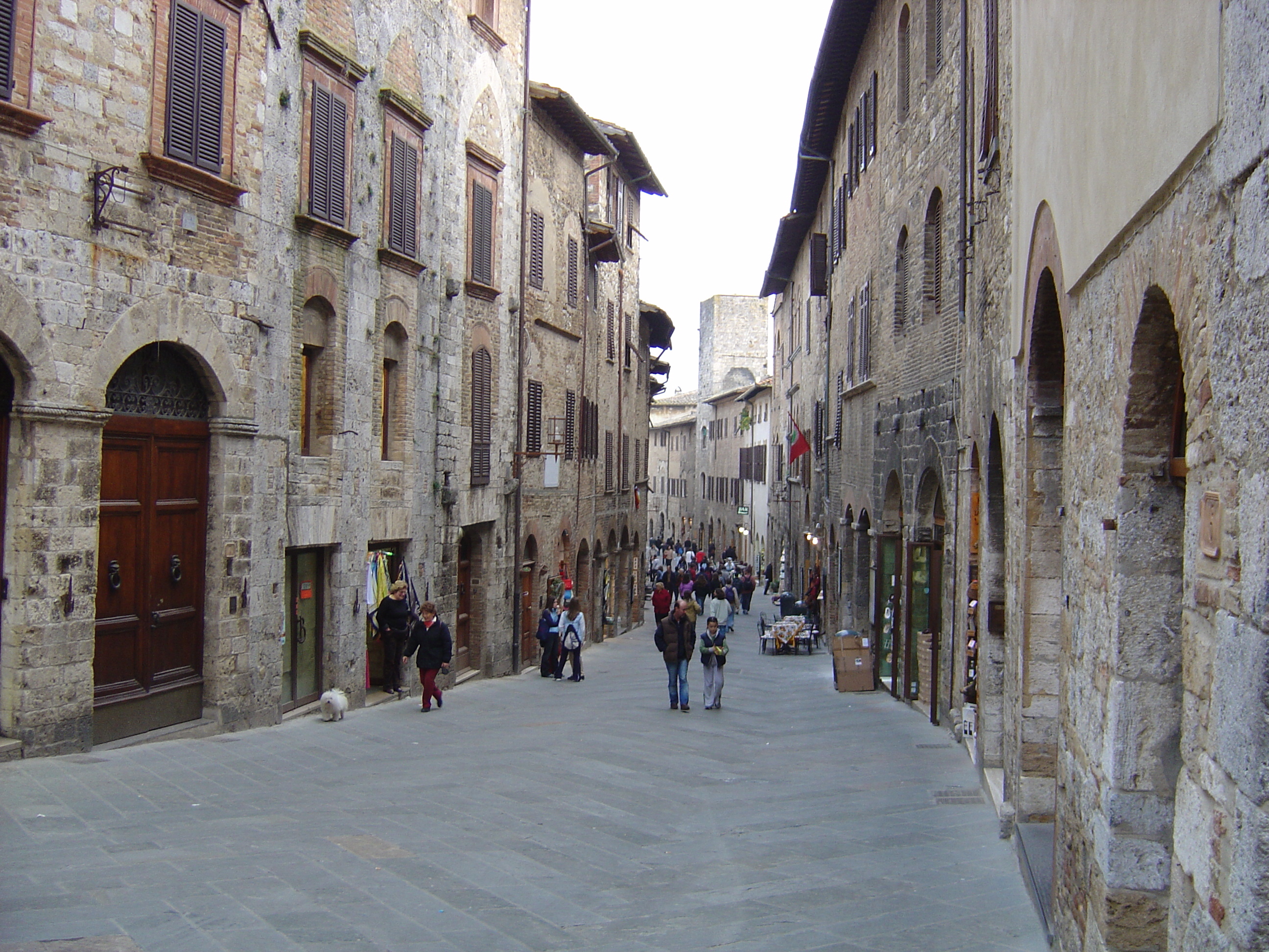 Picture Italy San Gimignano 2004-03 43 - Center San Gimignano