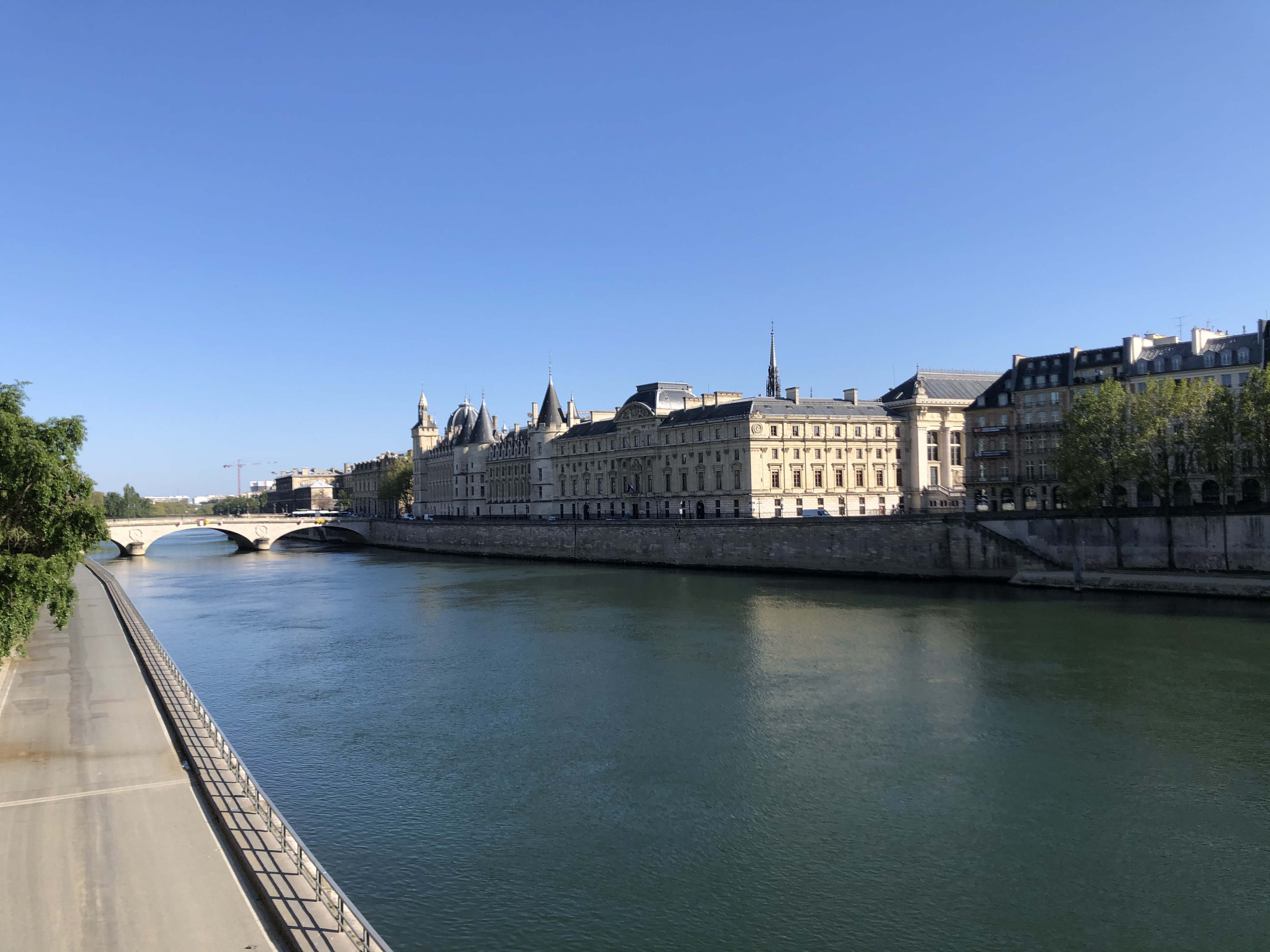 Picture France Paris lockdown 2020-04 294 - Tours Paris lockdown