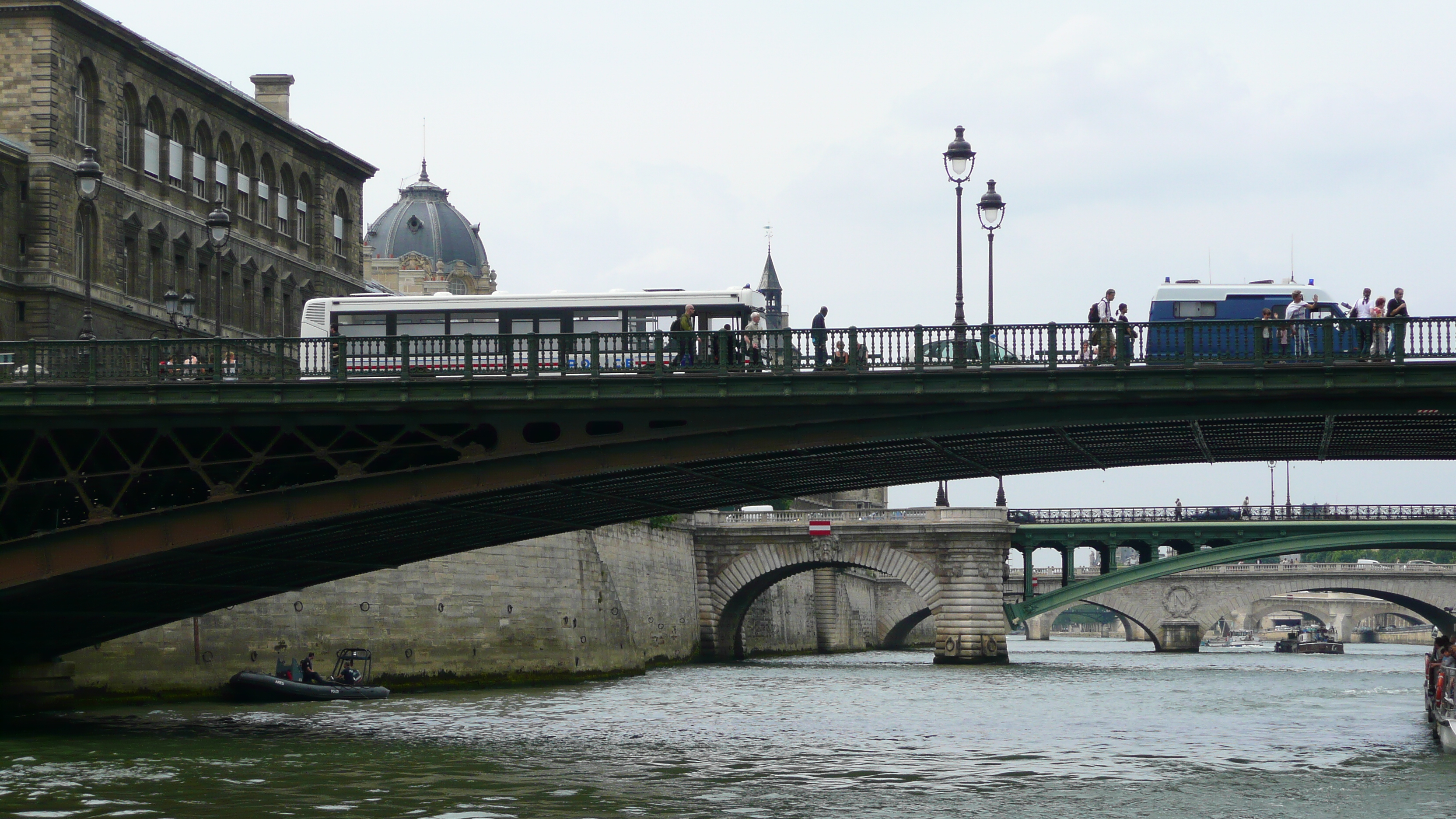 Picture France Paris Seine river 2007-06 185 - History Seine river