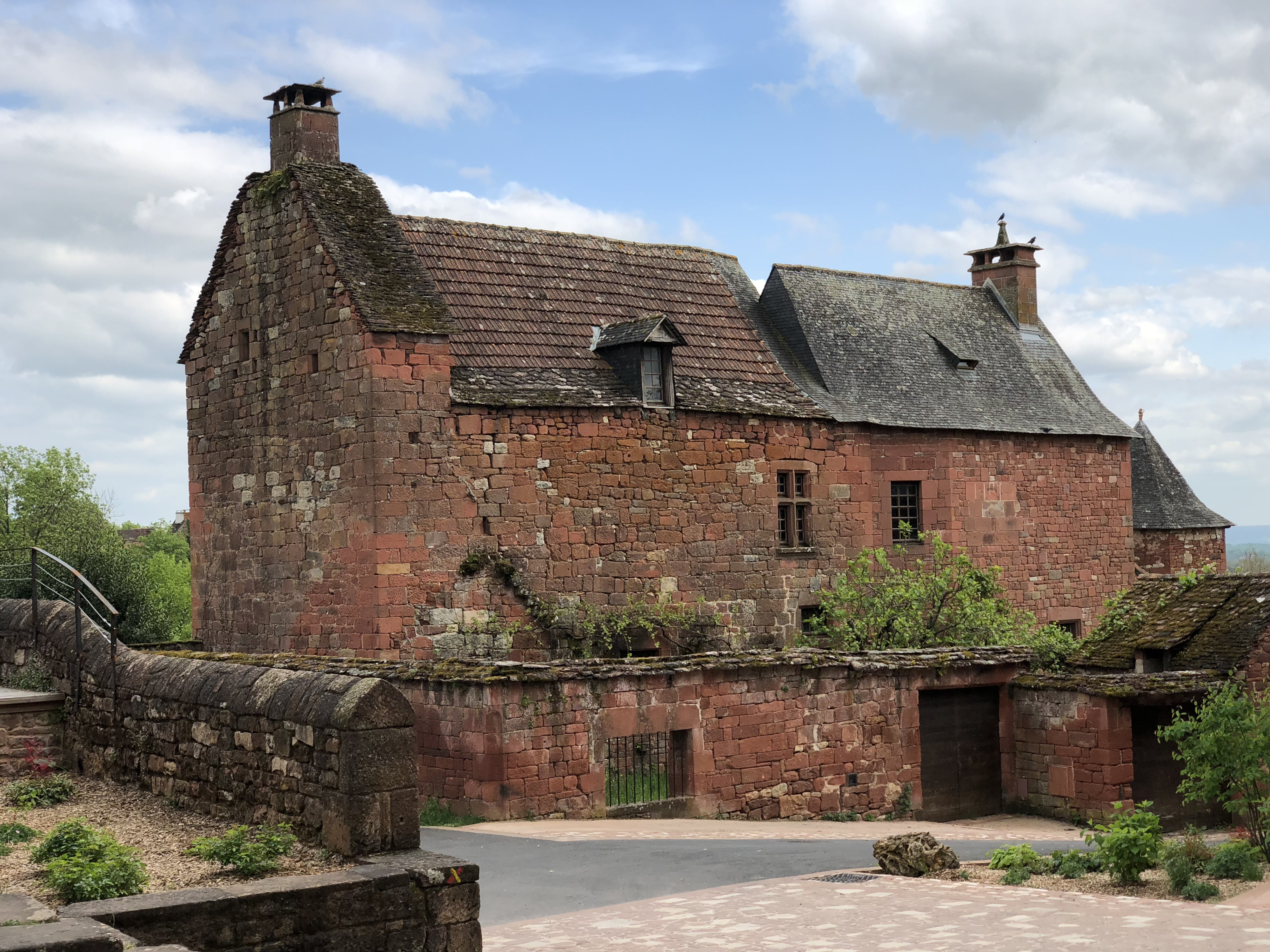 Picture France Collonges la Rouge 2018-04 66 - Tour Collonges la Rouge