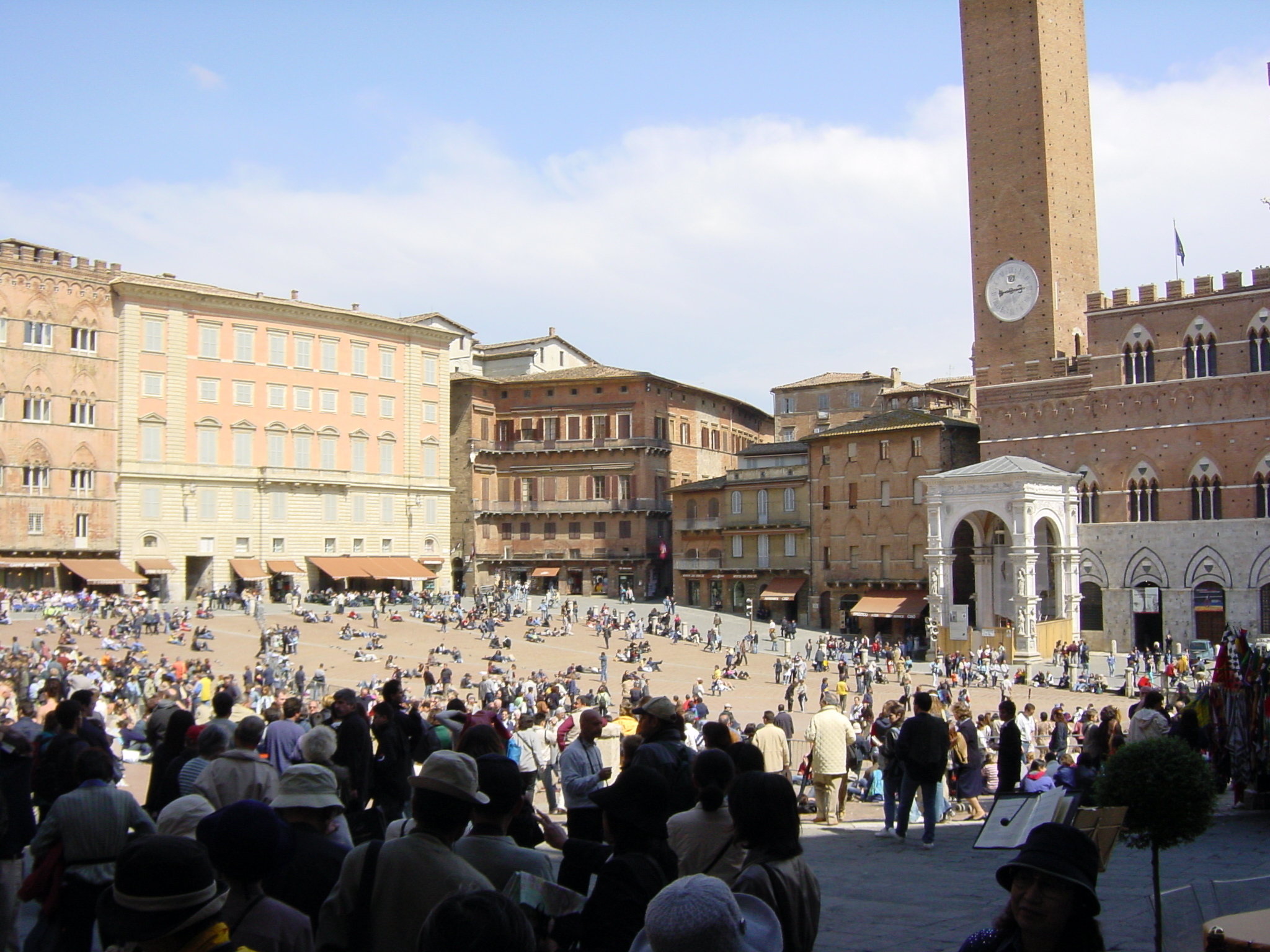 Picture Italy Siena 2002-04 41 - History Siena