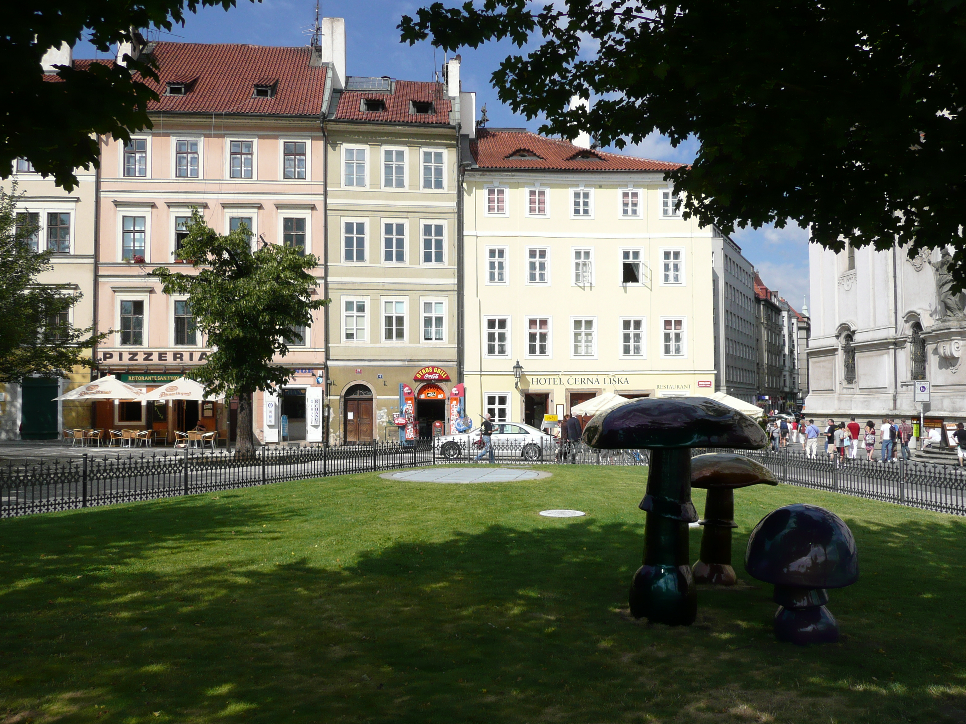 Picture Czech Republic Prague Staromestske namesti 2007-07 41 - Journey Staromestske namesti